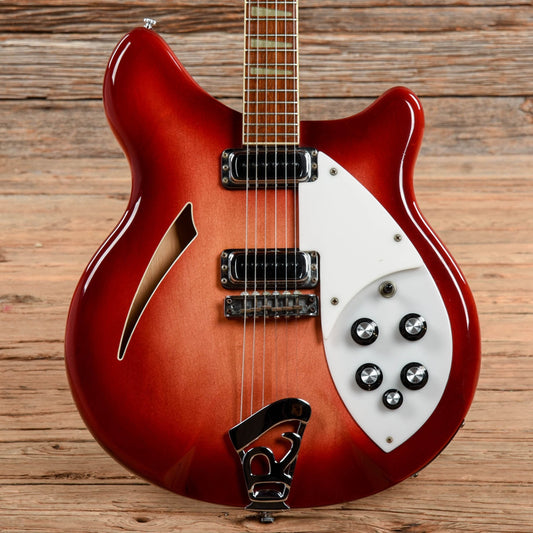 Rickenbacker 360 Fireglo 1975 Electric Guitars / Semi-Hollow