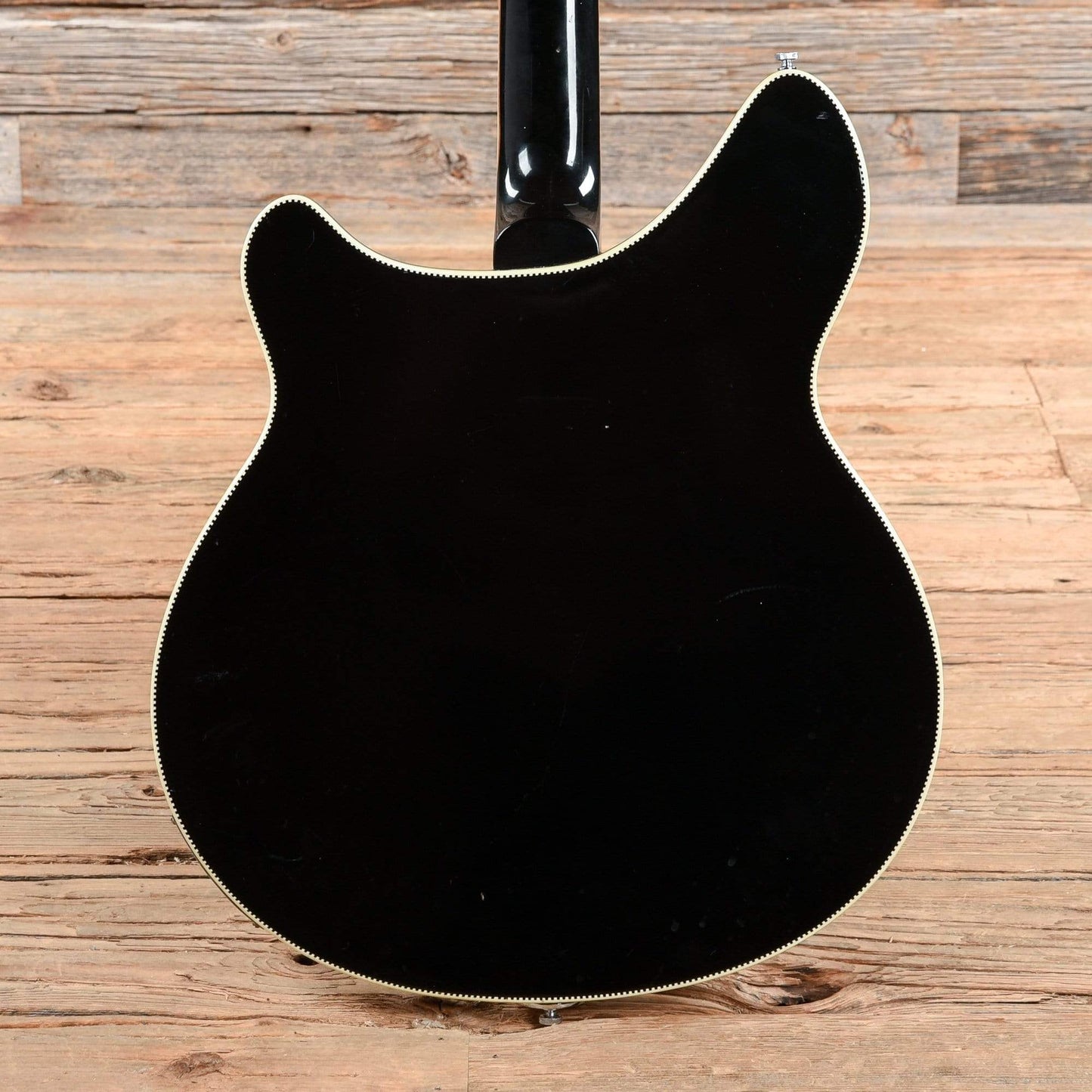 Rickenbacker 360 Jetglo 1967 Electric Guitars / Semi-Hollow