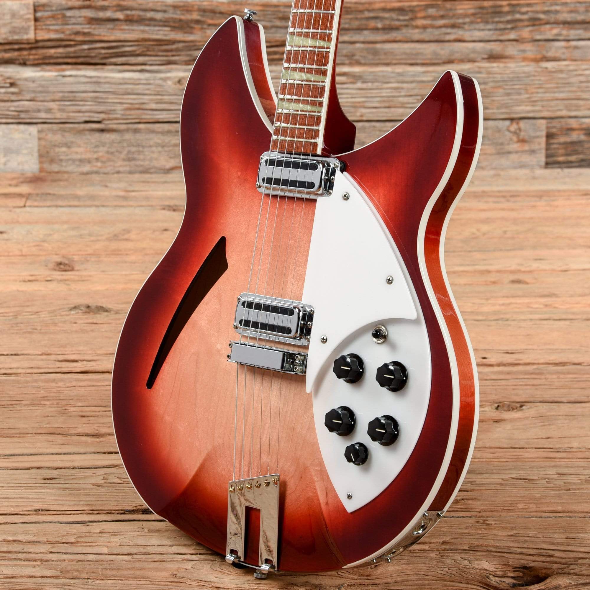 Rickenbacker 360V64 Fireglo 1998 Electric Guitars / Semi-Hollow
