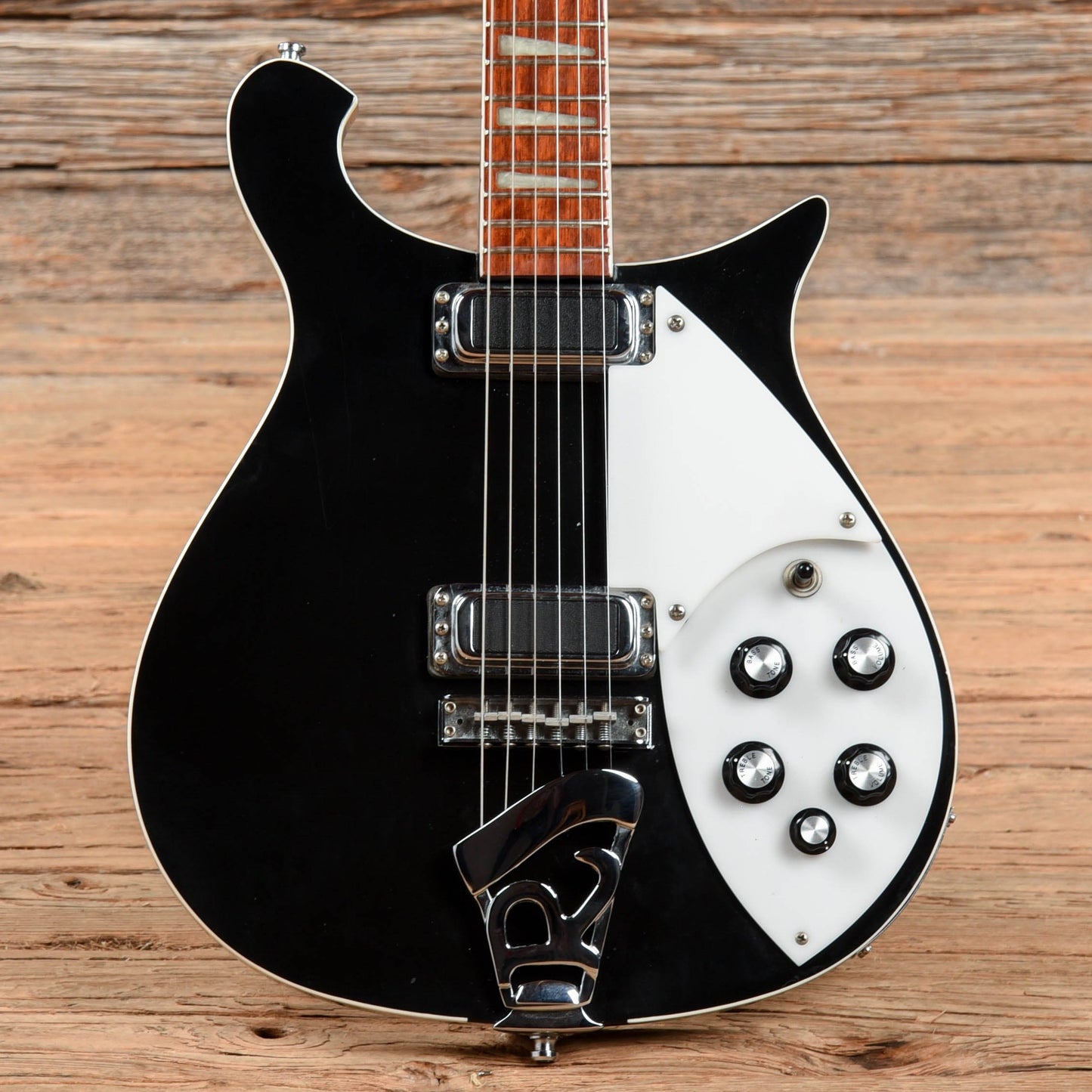 Rickenbacker 620 Jetglo 1998 Electric Guitars / Solid Body