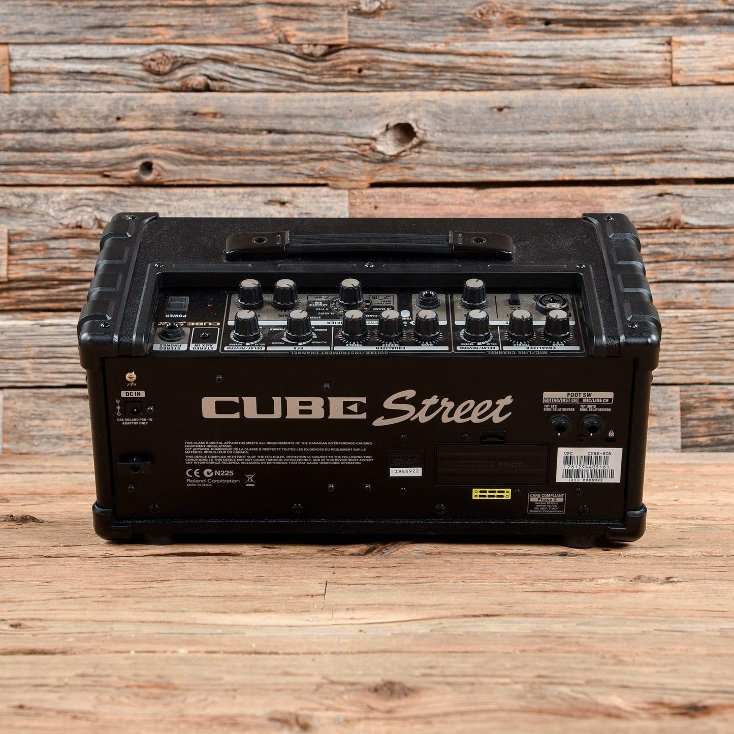 Roland CUBE Street Battery-Powered Combo w/Power Supply Amps / Guitar Combos