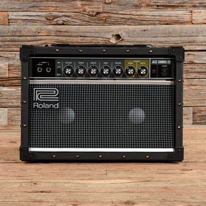 Roland JC-22 Jazz Chorus 2-Channel 30-Watt 2x6.5" Guitar Combo Amps / Guitar Combos