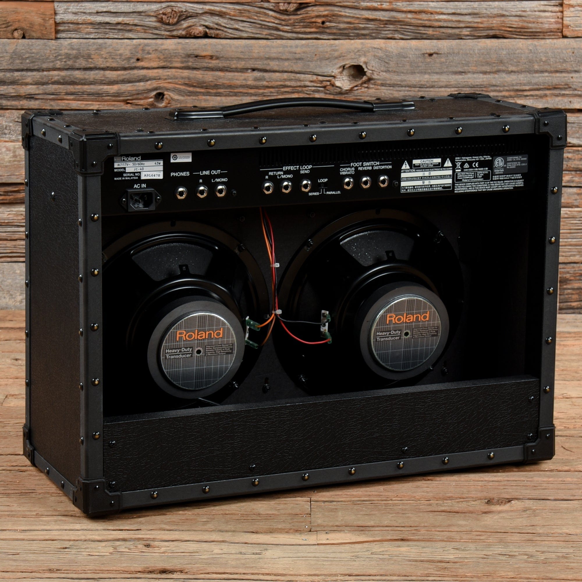 Roland JC-40 Jazz Chorus 2-Channel 40-Watt 2x10