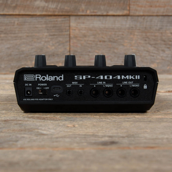 Dampler Machine Roland SP-404MK2 Creative Sampler and Effector – Chicago Music Exchange