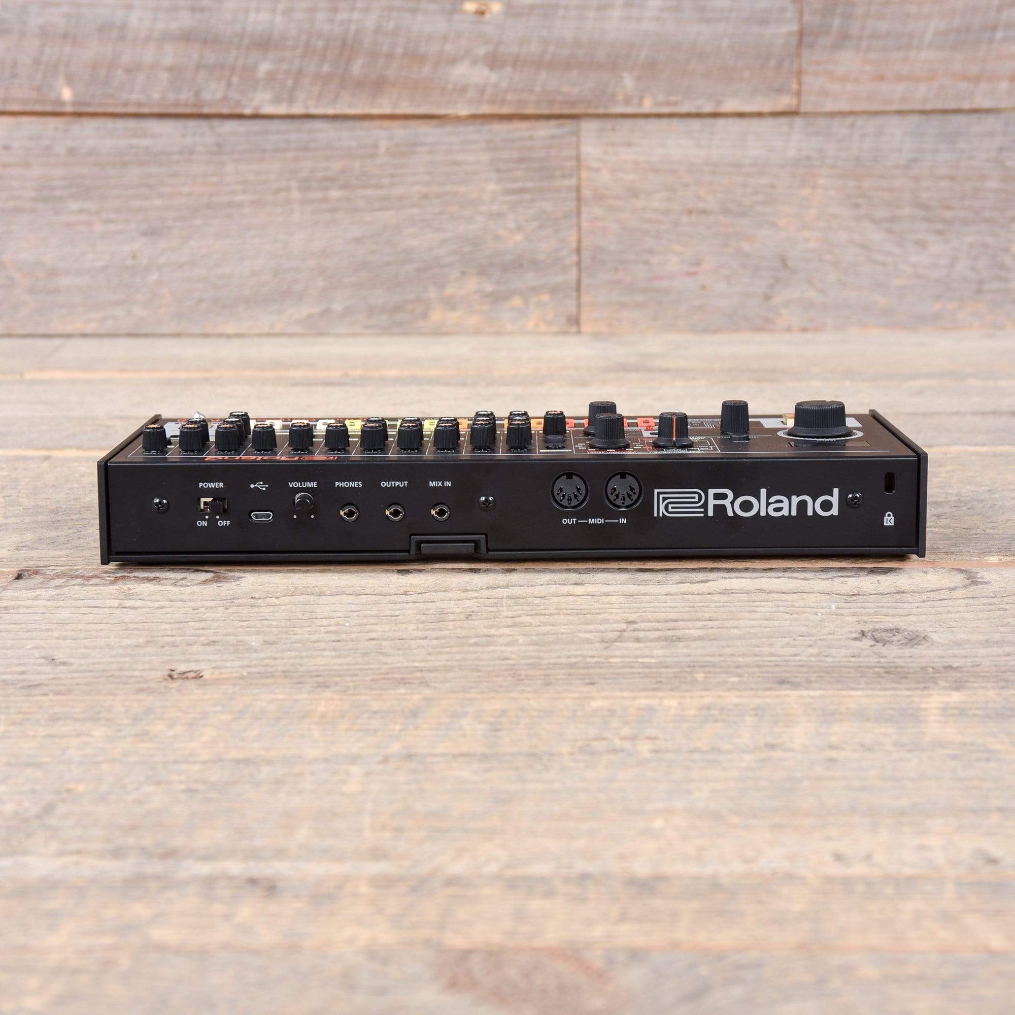 Roland TR-08 Boutique Rhythm Composer/Drum Sound Module Drums and Percussion / Drum Machines and Samplers