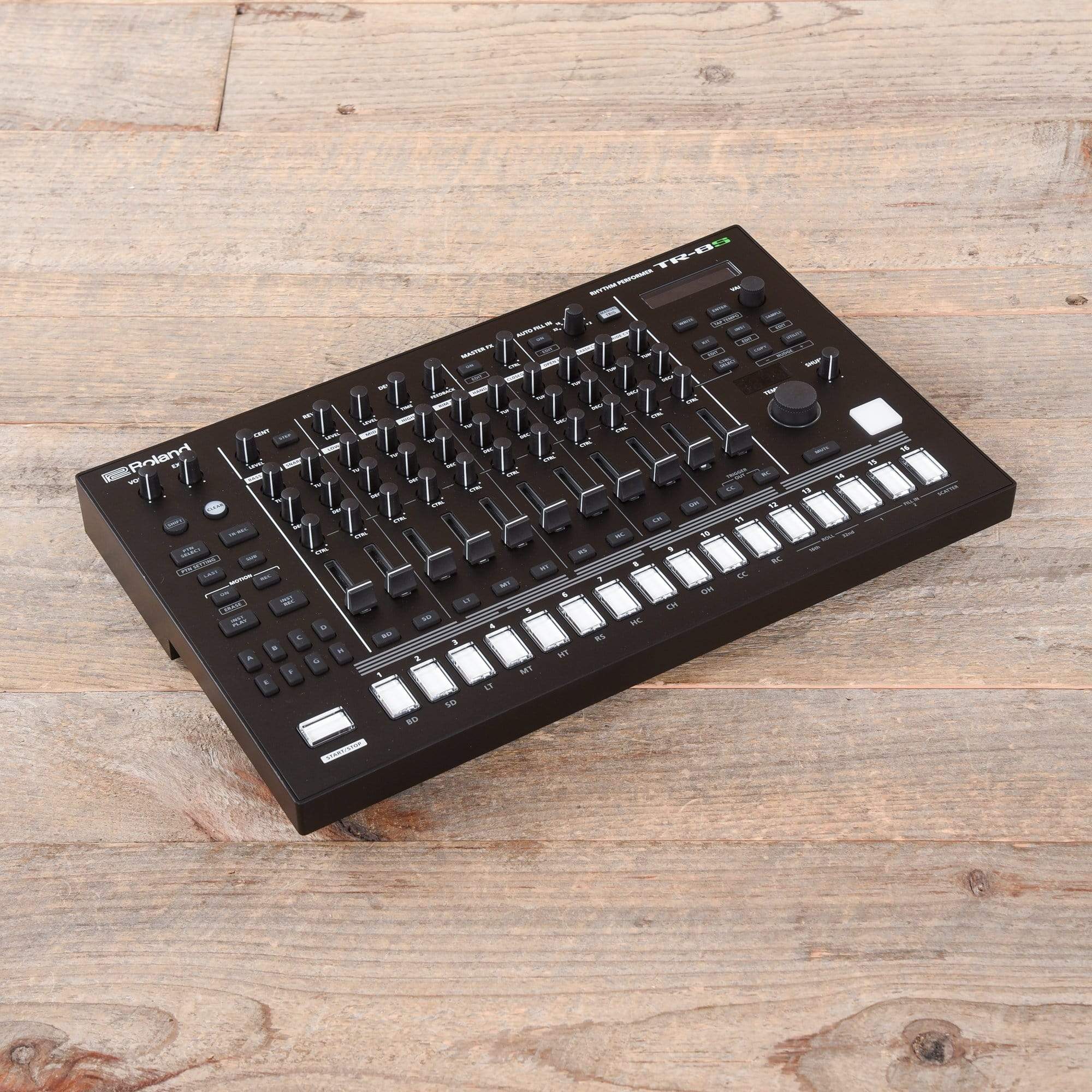Roland TR-8S Rhythm Performer Drum Machine – Chicago Music Exchange