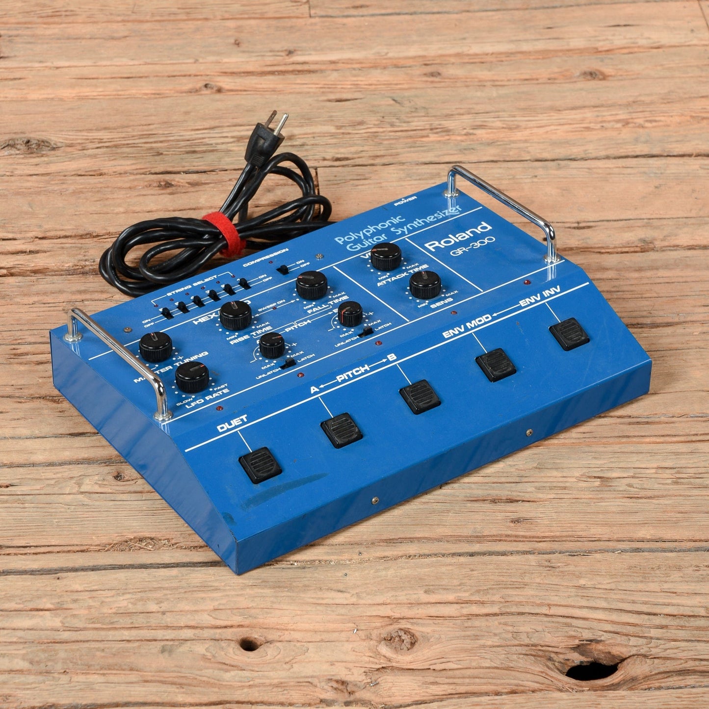 Roland G-303 and GR-300 Polyphonic Guitar Synthesizer Electric Guitars / Solid Body