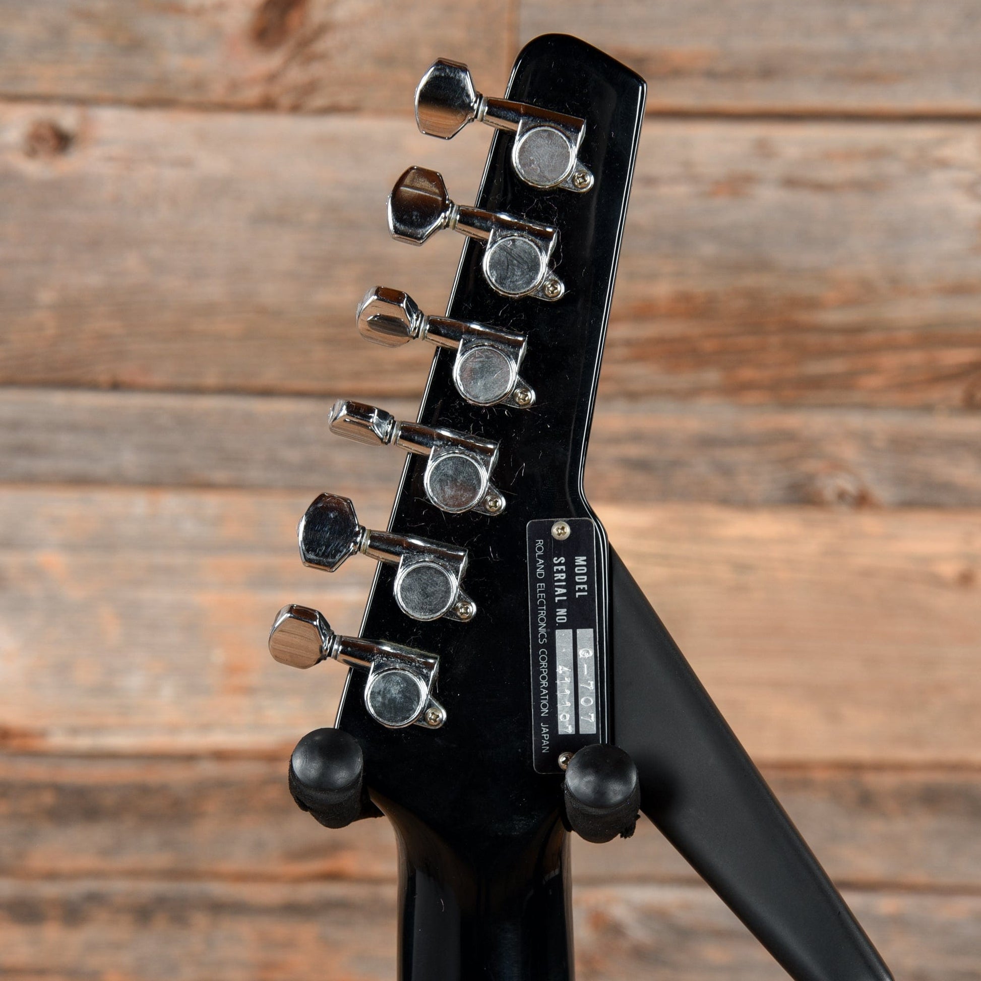 Roland G-707 Silver Electric Guitars / Solid Body