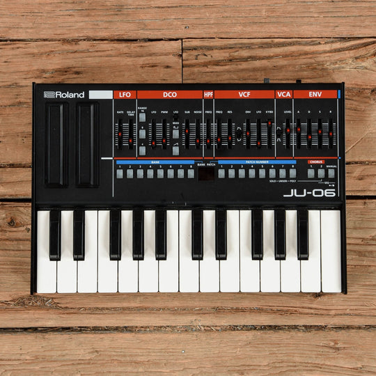 Roland JU-06 Boutique Series Synthesizer Module with K-25m Keyboard Keyboards and Synths / Synths / Analog Synths