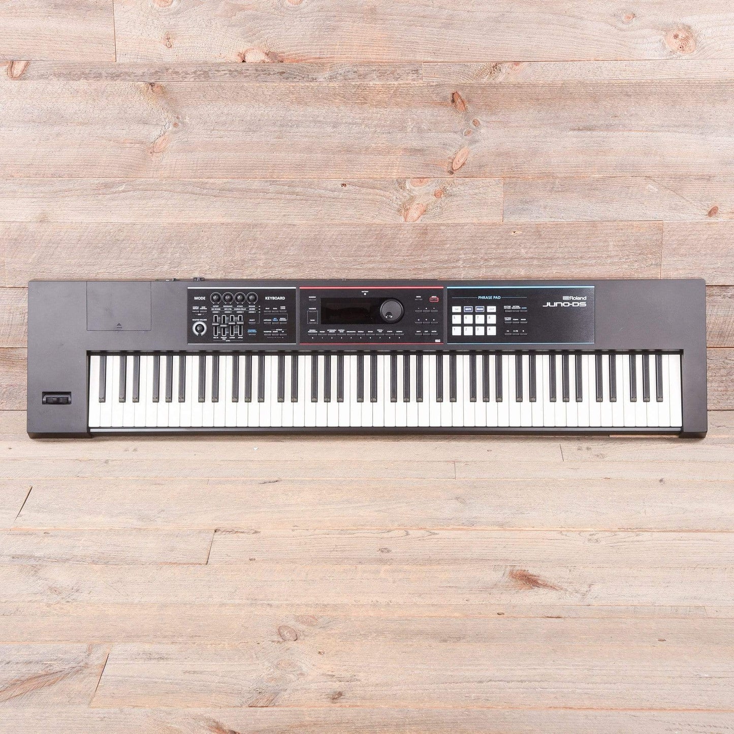 Roland JUNO DS88 88 Key Synthesizer Keyboards and Synths / Synths / Digital Synths