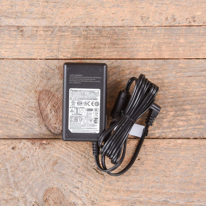 Roland JUNO DS88 88 Key Synthesizer Keyboards and Synths / Synths / Digital Synths