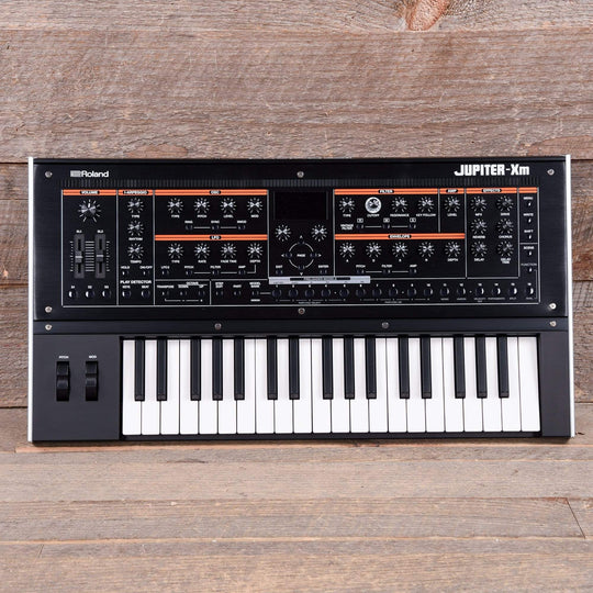 Roland Jupiter Xm Synthesizer Keyboards and Synths / Synths / Digital Synths