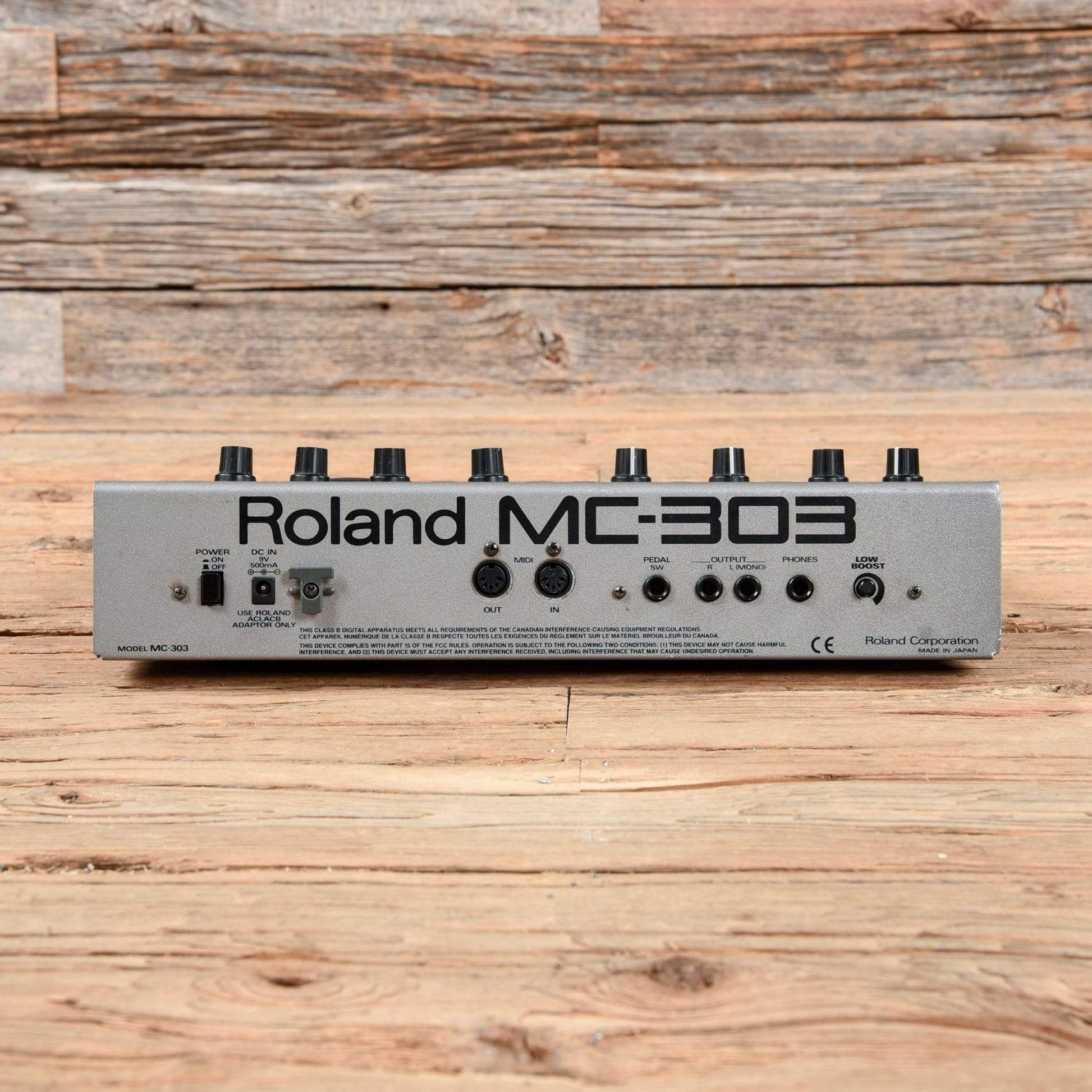 Roland MC-303 Groovebox Keyboards and Synths / Synths / Digital Synths
