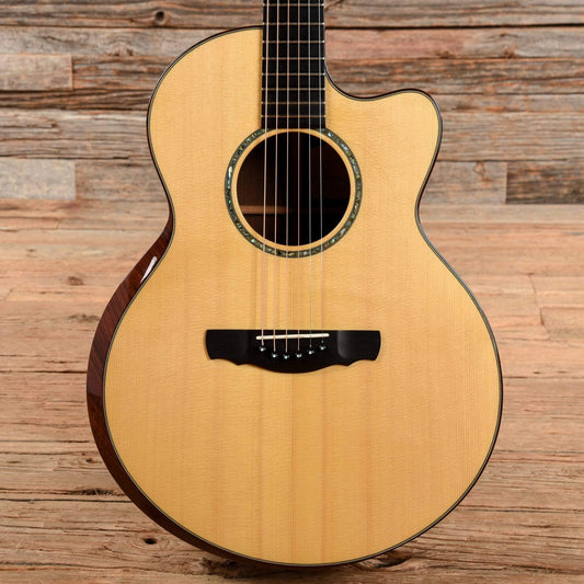 Ryan Guitars Nightingale Bosnian Spruce/Amazon Rosewood Natural Acoustic Guitars / Jumbo