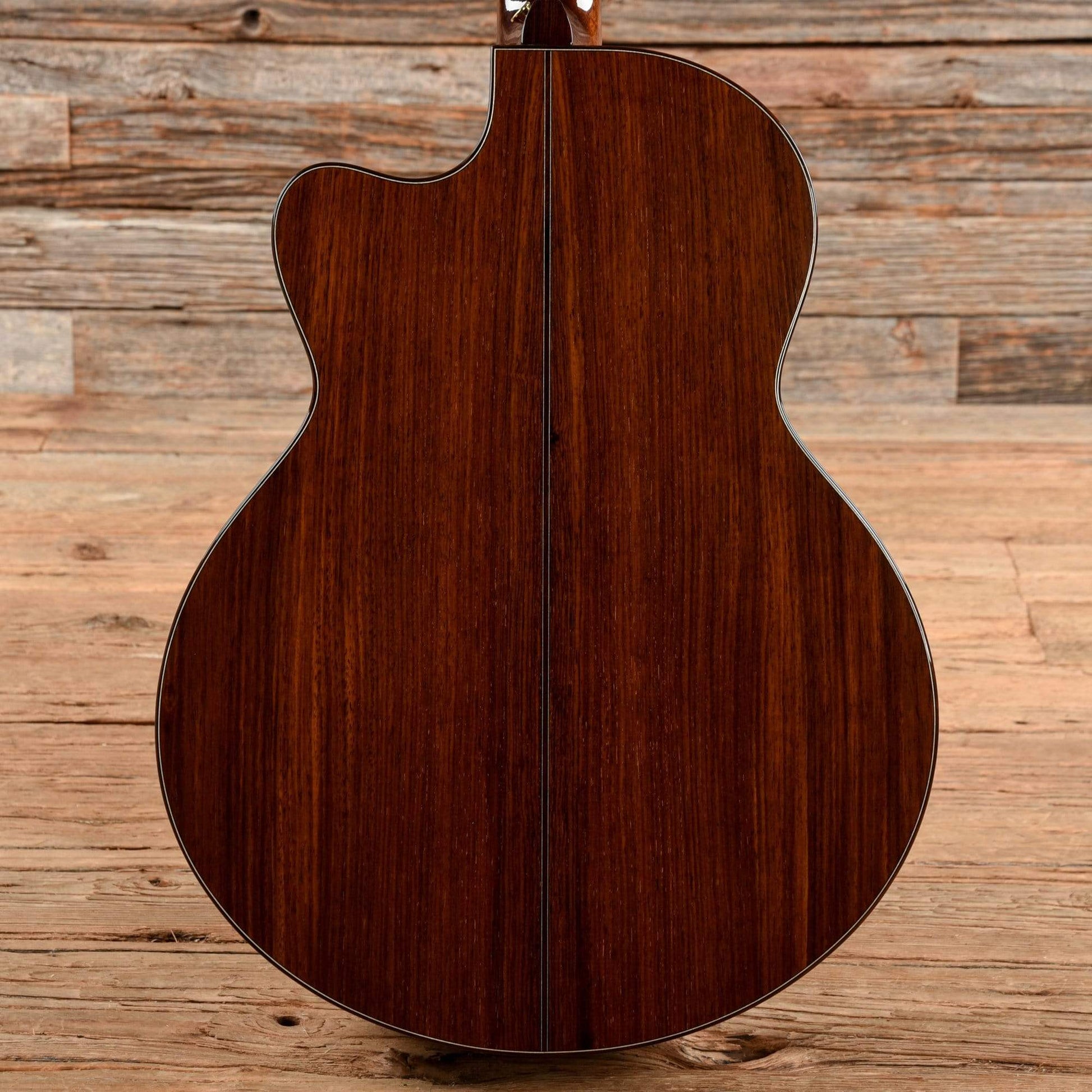 Ryan Guitars Nightingale Bosnian Spruce/Amazon Rosewood Natural Acoustic Guitars / Jumbo