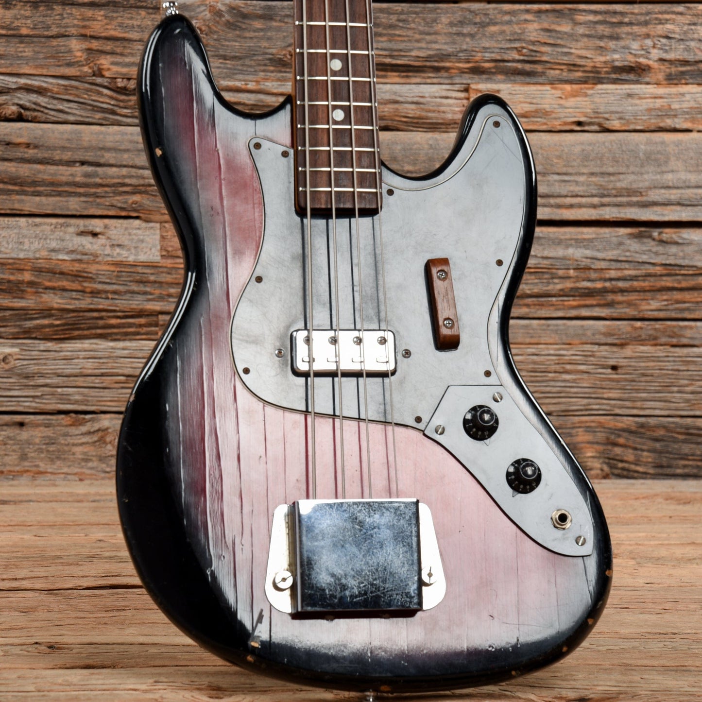 Rythmline Electric Bass Red Burst 1960s Bass Guitars / Short Scale