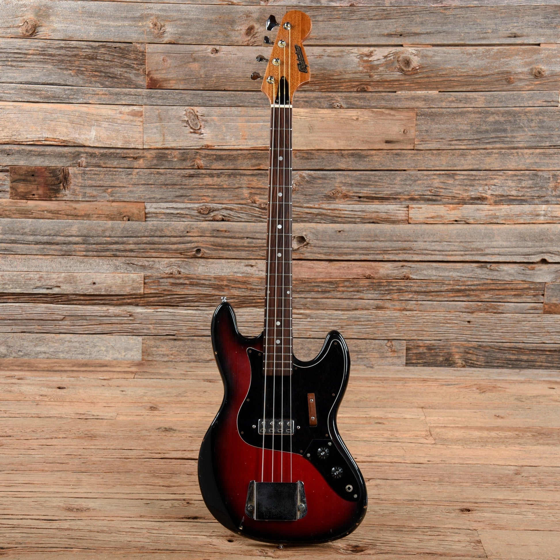 Rythmline Electric Bass Red Burst 1960s Bass Guitars / Short Scale