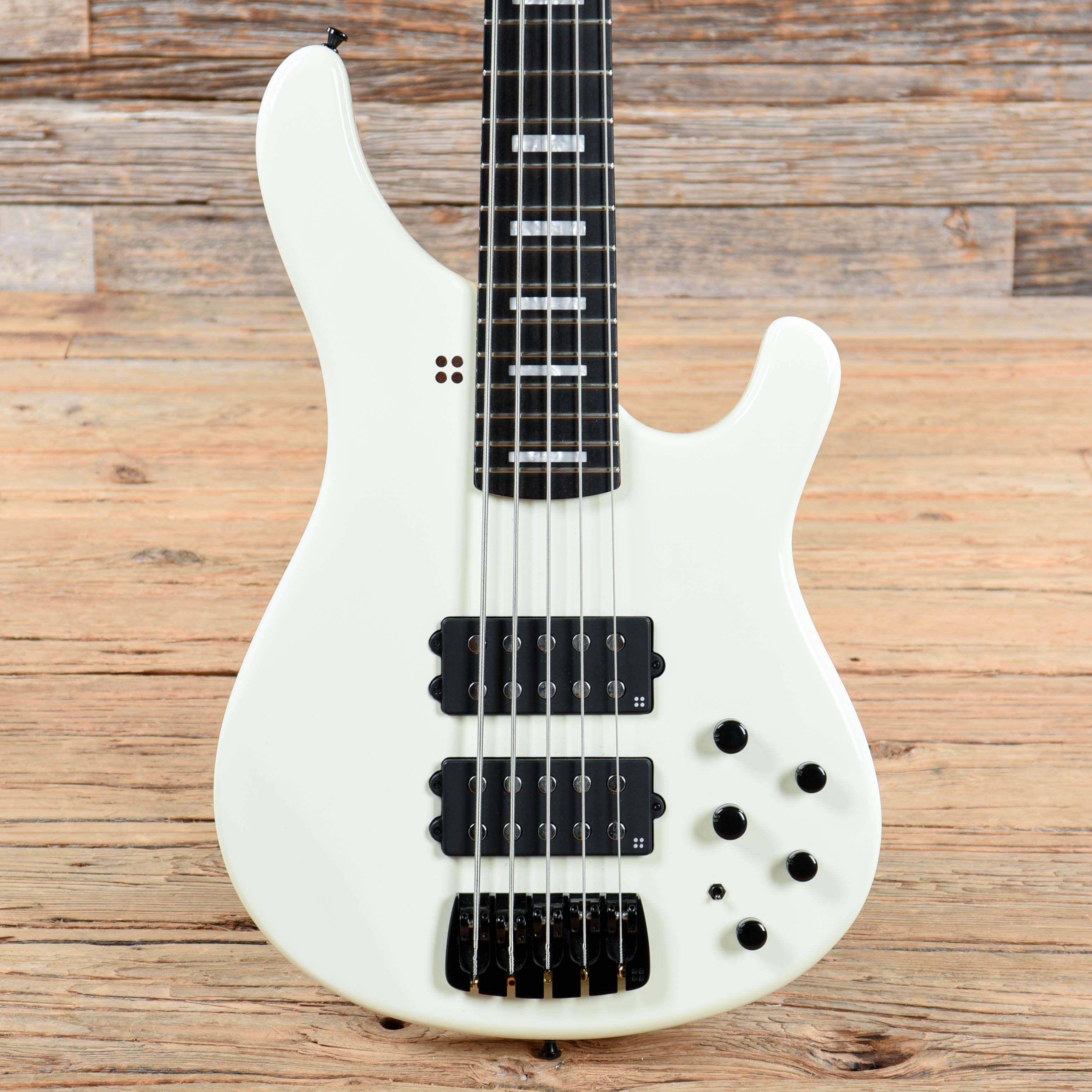 Sandberg Basic Ken Taylor 5-String Virgin White Bass Guitars / 5-String or More