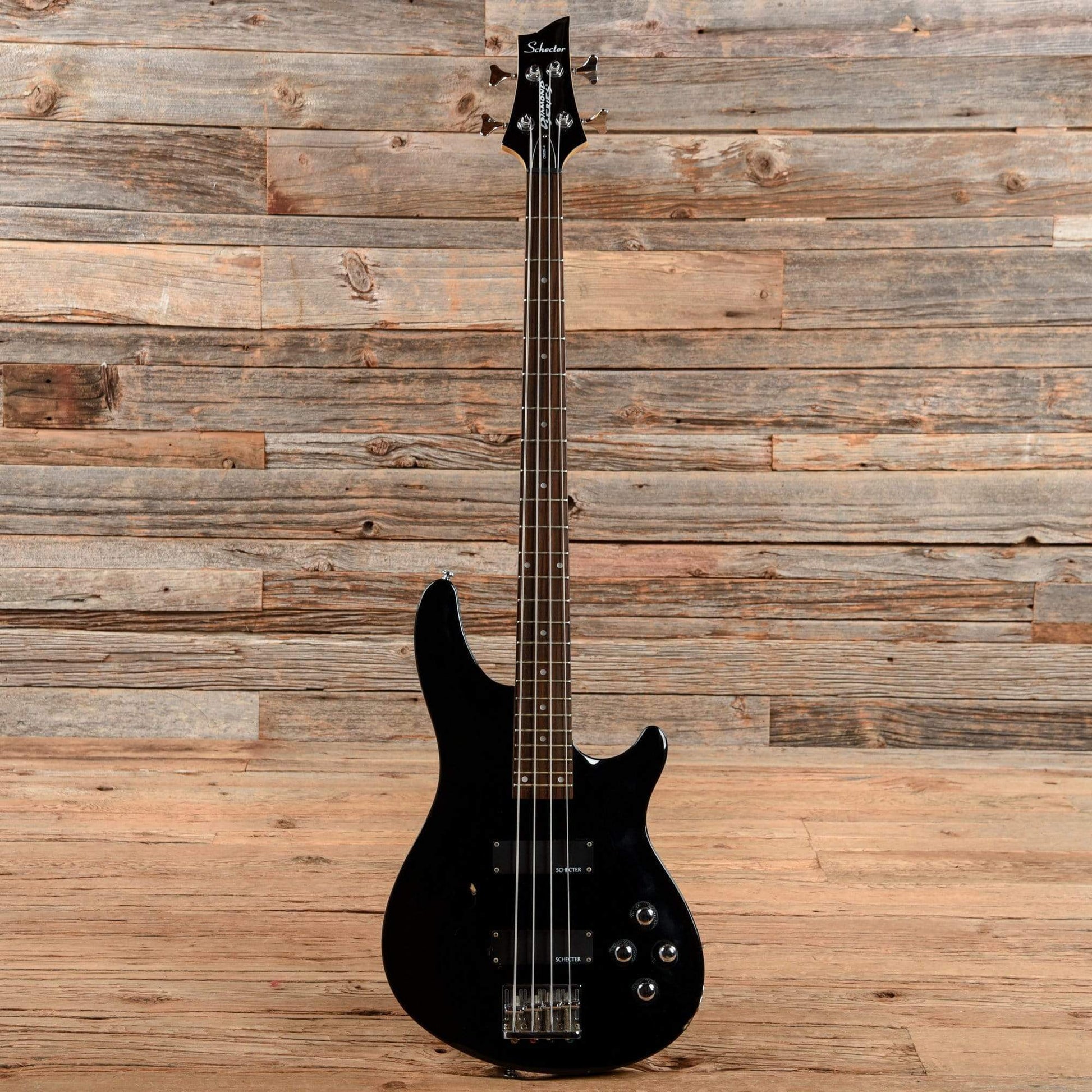 Schecter Omen-4 Gloss Black 2007 Bass Guitars / 4-String