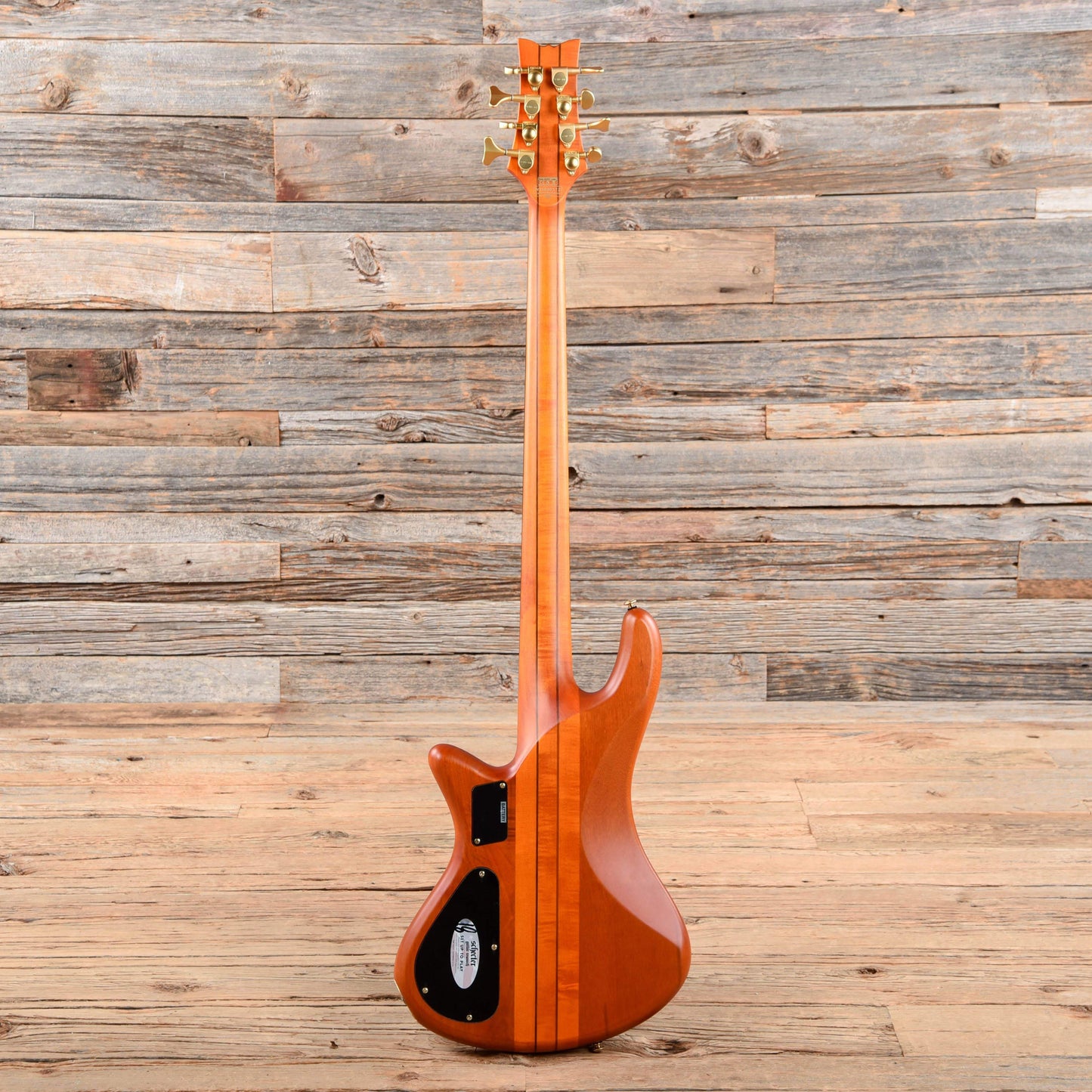 Schecter Stiletto Studio-8 Active 8-String Bass  2016 Bass Guitars / 5-String or More