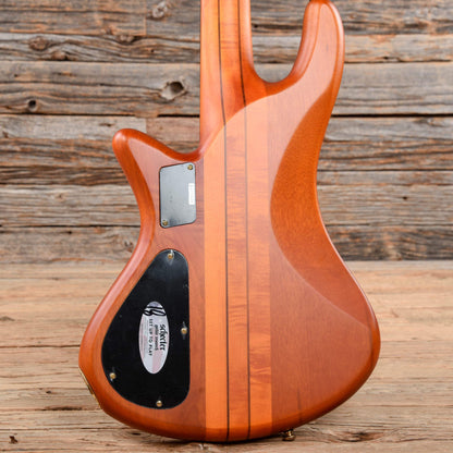 Schecter Stiletto Studio-8 Active 8-String Bass  2016 Bass Guitars / 5-String or More