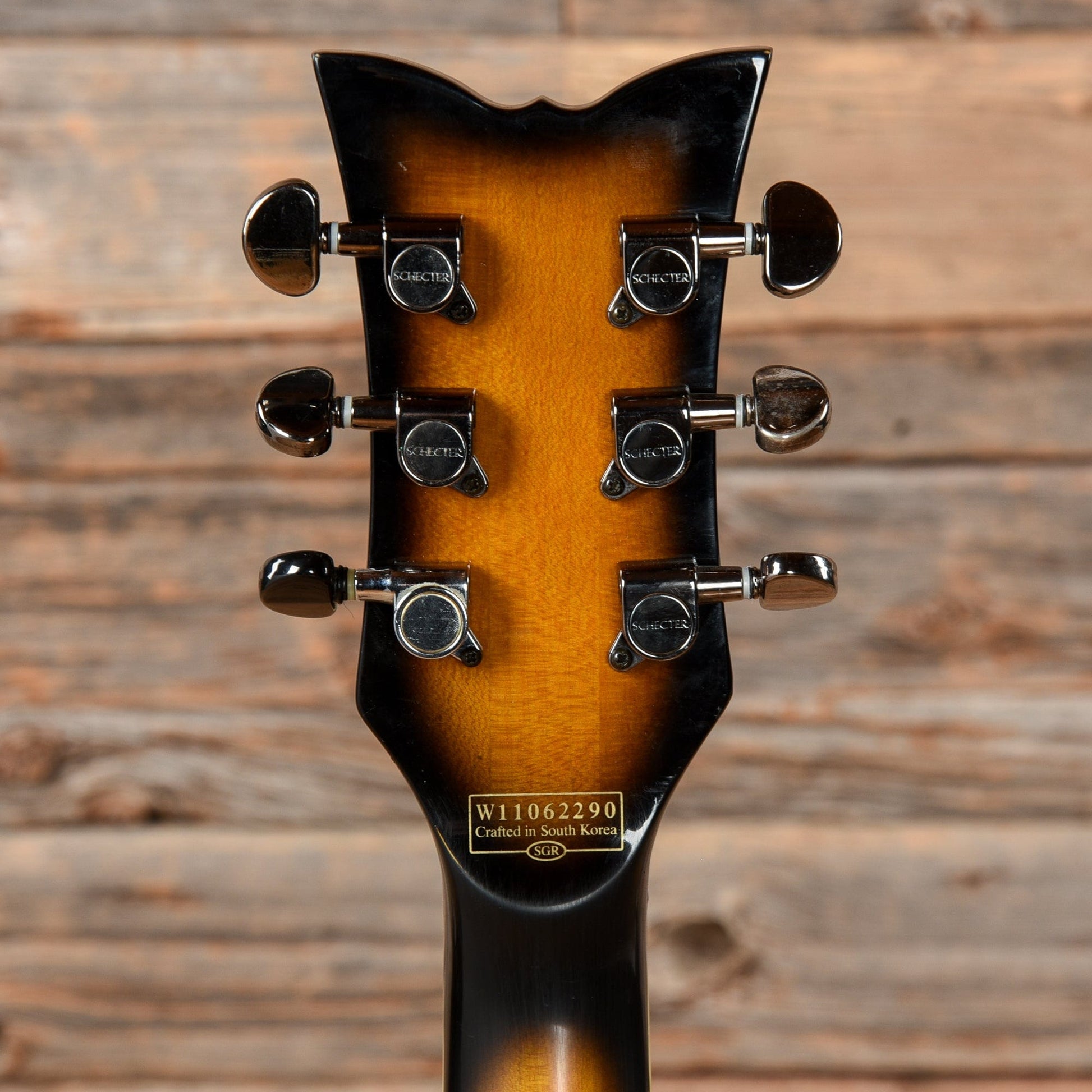 Schecter Hellraiser Special Solo-6 Sunburst 2011 Electric Guitars / Solid Body