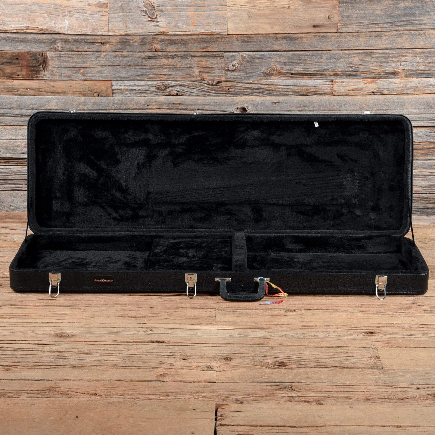 Schecter Synyster Gates Signature Synyster Custom Gloss Black w/Silver Pin Stripes 2011 Electric Guitars / Solid Body