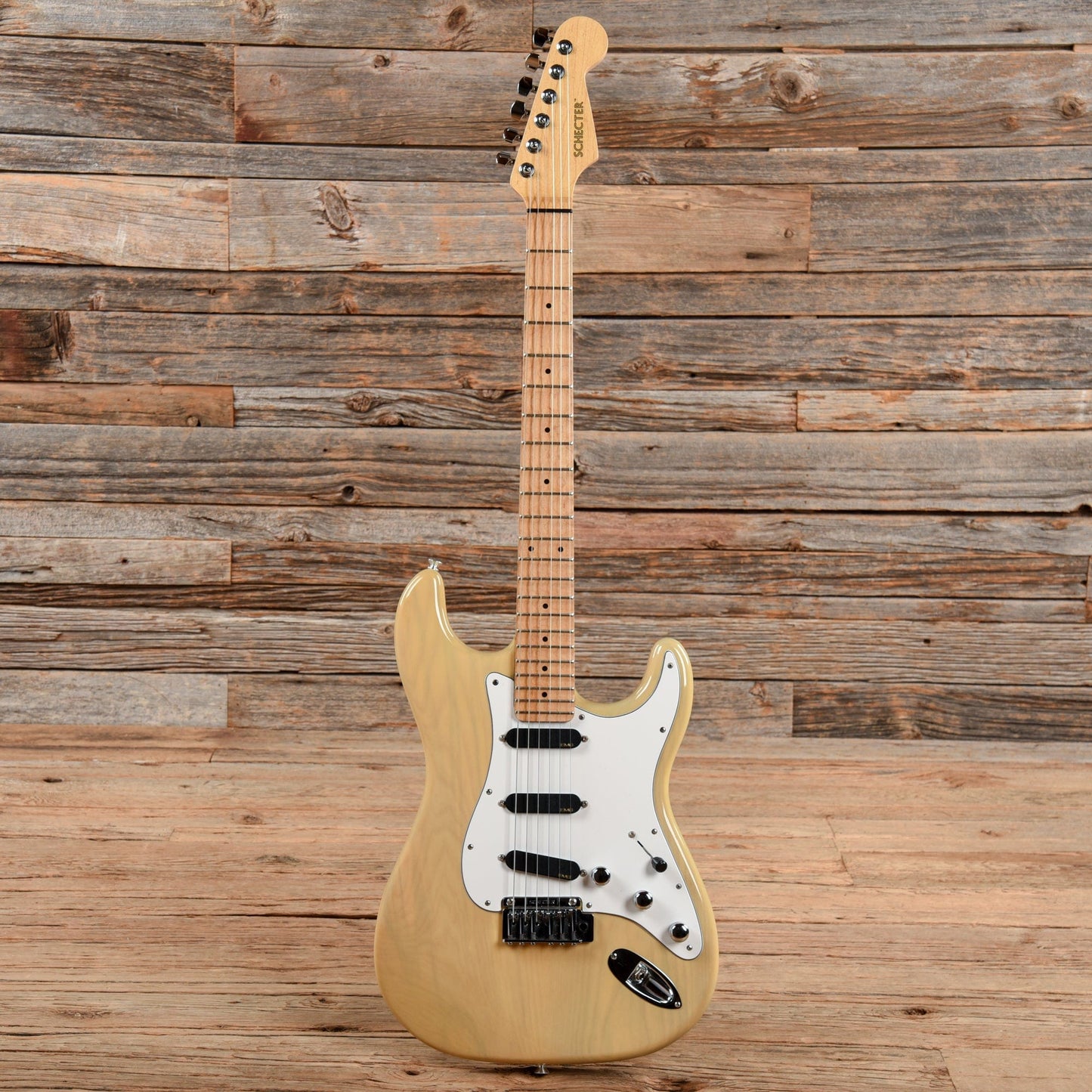 Schecter YM-1 Yngwie Malmsteen Signature Transluscent Butterscotch 1986 Electric Guitars / Solid Body