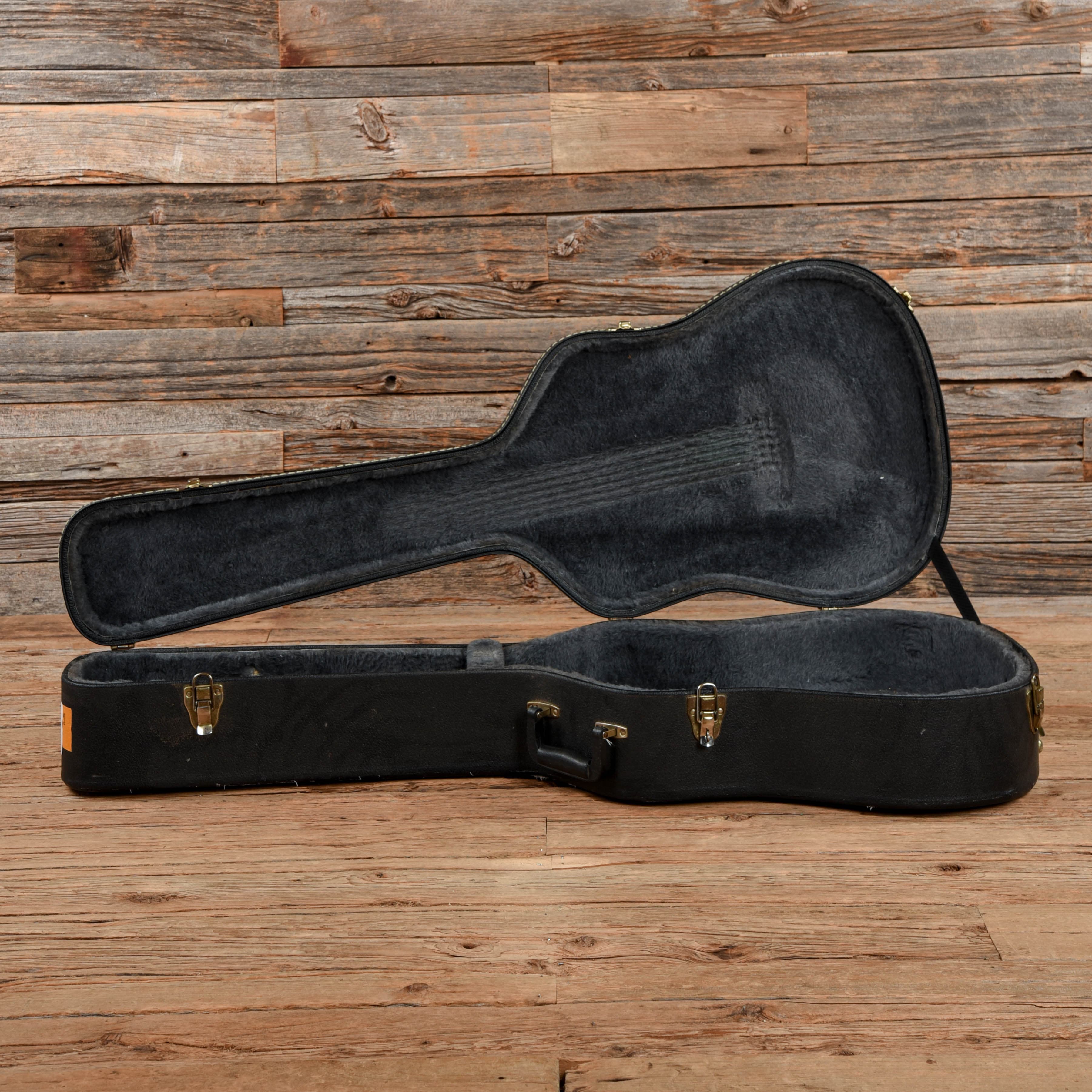 Seagull Walnut 12 Natural Acoustic Guitars / 12-String