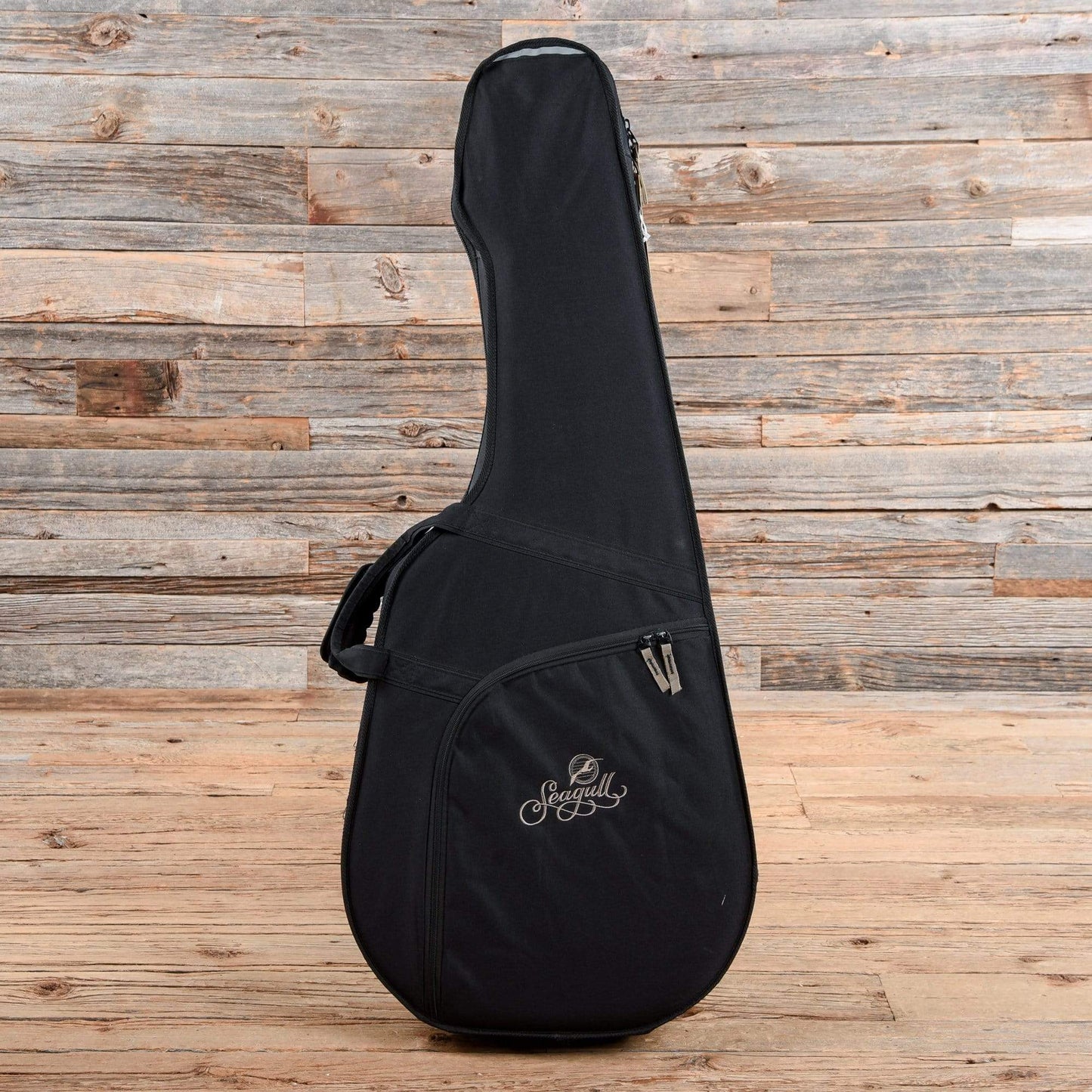 Seagull Artist Studio CW Deluxe Qii Natural Acoustic Guitars / Dreadnought