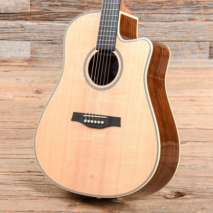 Seagull Artist Studio CW Deluxe Qii Natural Acoustic Guitars / Dreadnought