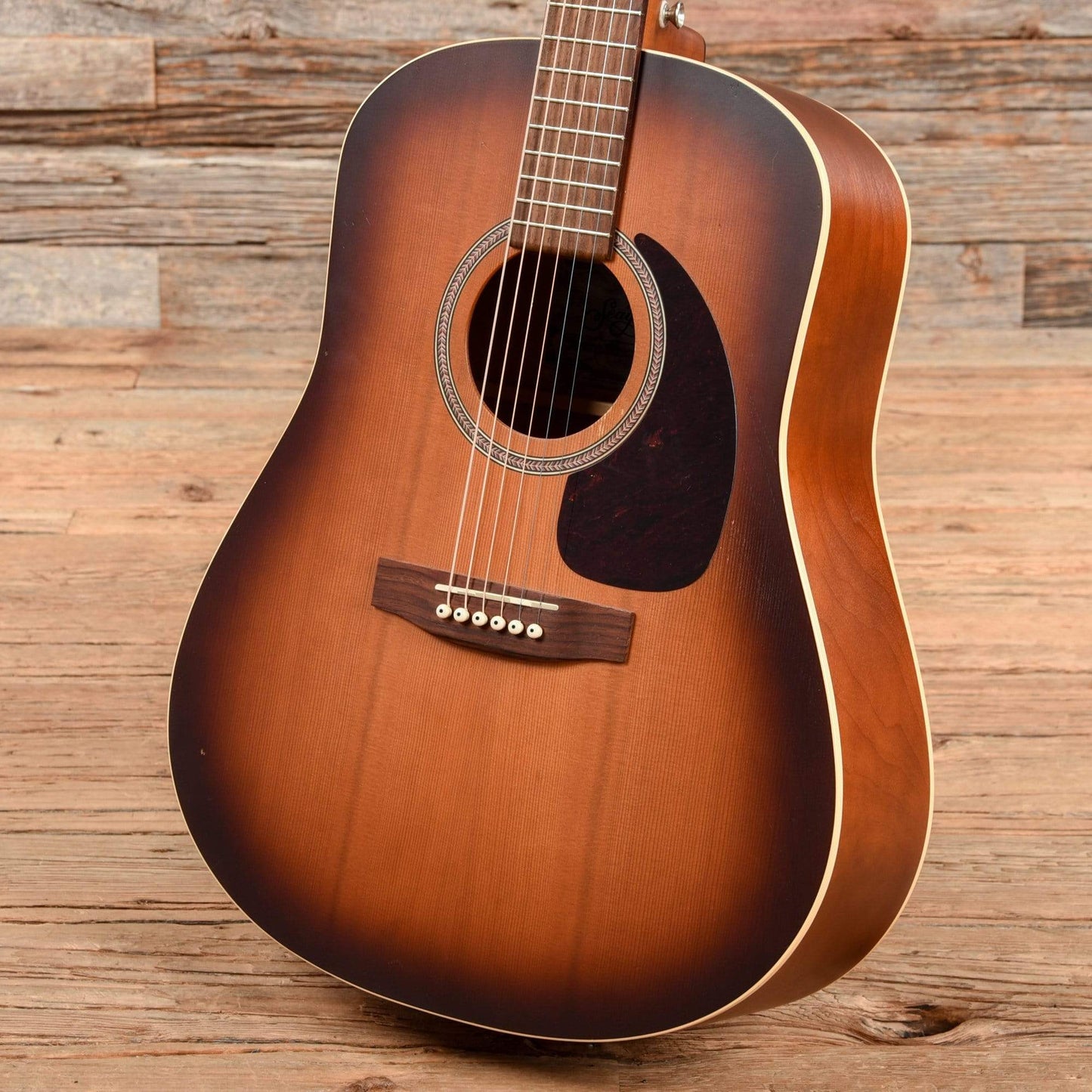 Seagull S6 Sunburst Acoustic Guitars / Dreadnought