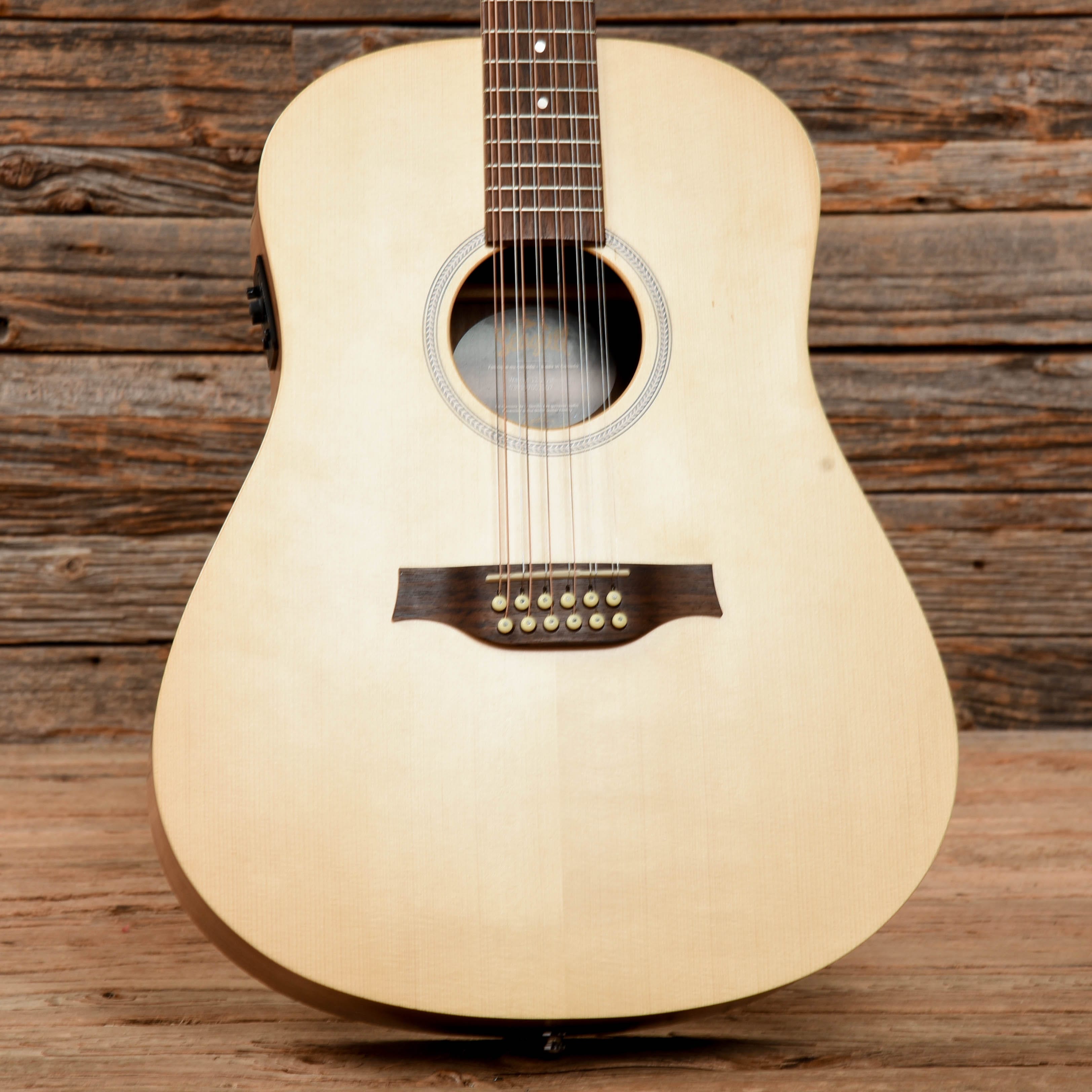 Seagull Walnut 12 Isyst Natural Acoustic Guitars / Dreadnought