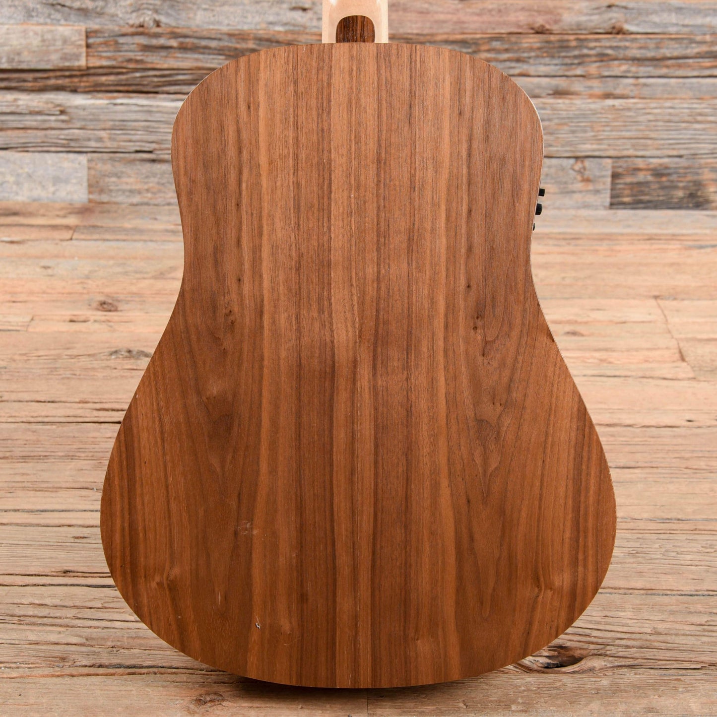 Seagull Walnut ISyst Natural Acoustic Guitars / Dreadnought