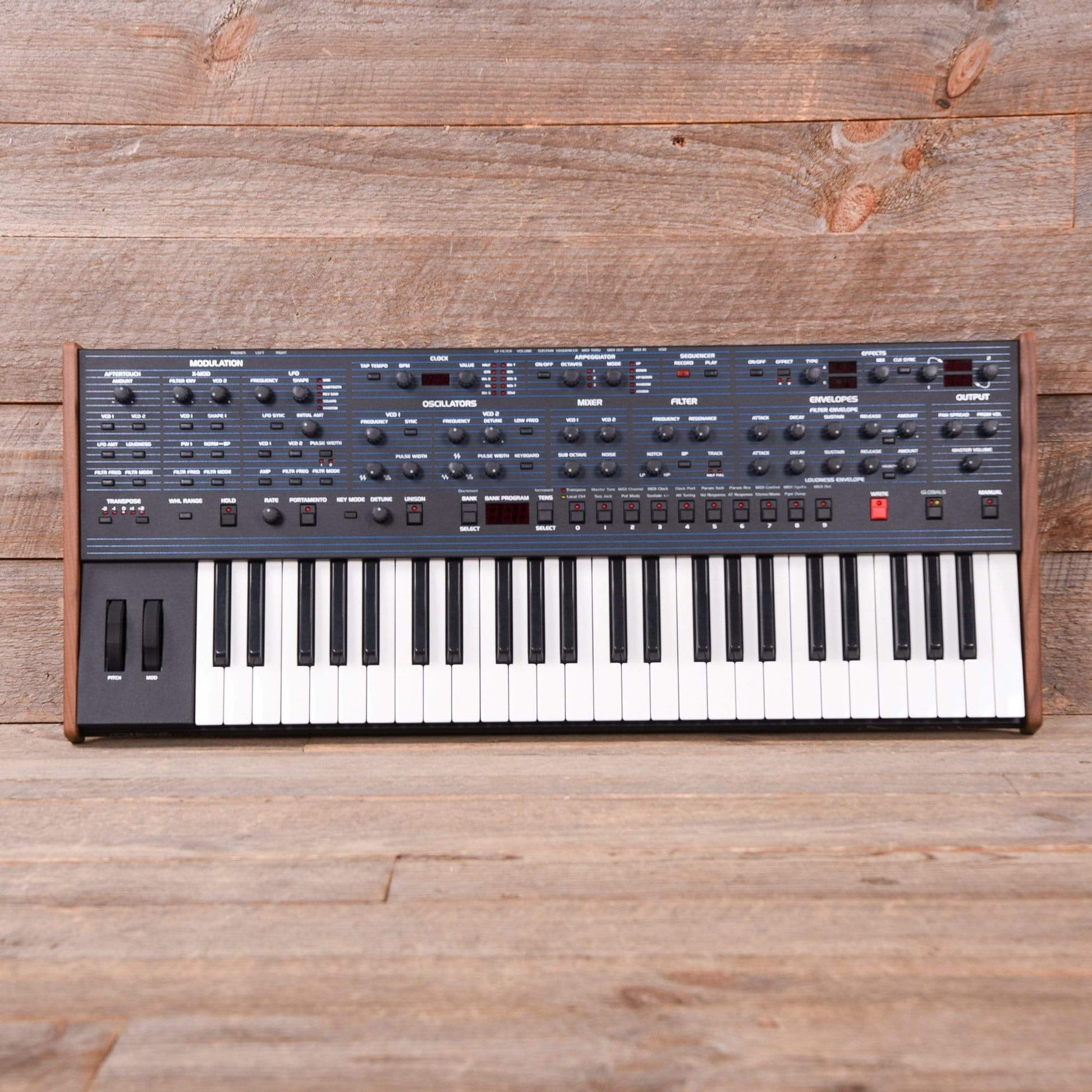 Sequential OB-6 6-voice Polyphonic Analog Synthesizer Keyboards and Synths / Synths / Analog Synths