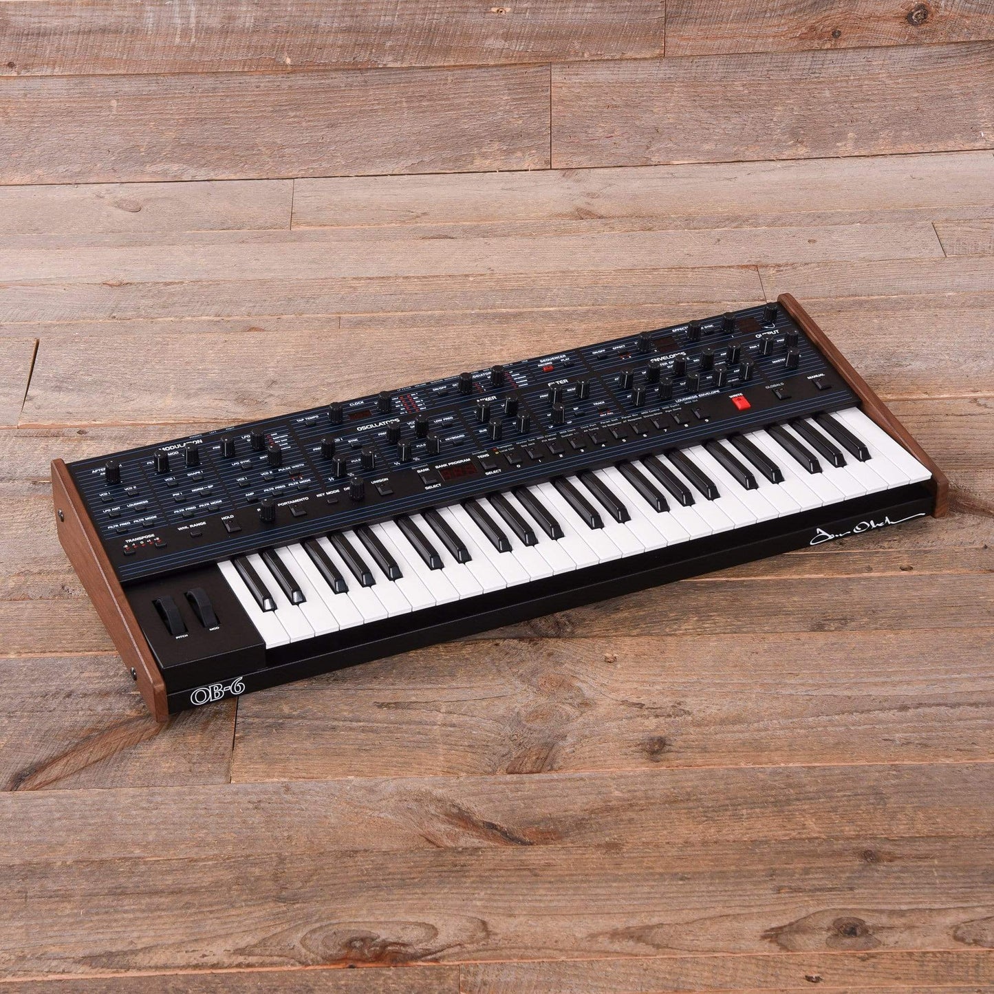 Sequential OB-6 6-voice Polyphonic Analog Synthesizer Keyboards and Synths / Synths / Analog Synths