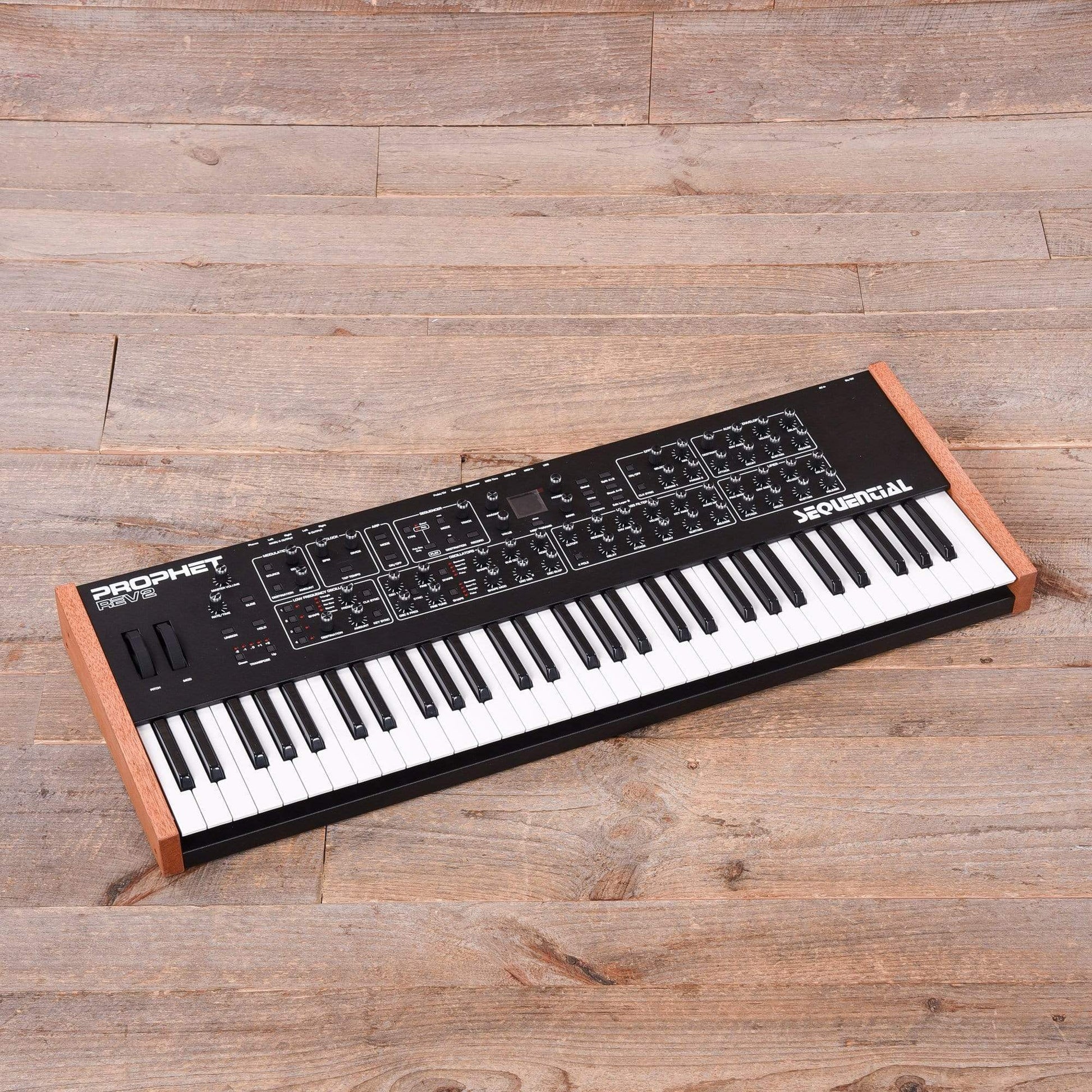 Sequential Prophet Rev2 16-Voice Keyboard Synthesizer Keyboards and Synths / Synths / Analog Synths