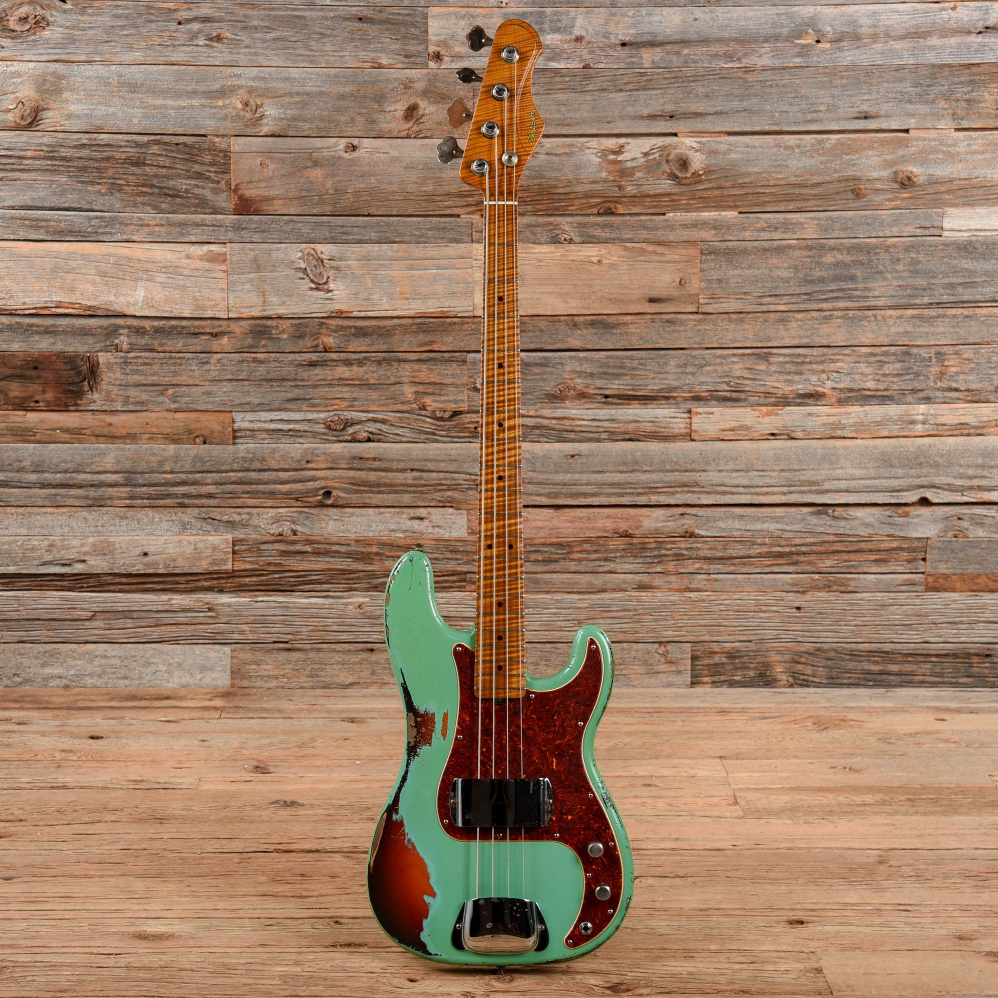 Shabat Panther Bass Sea Foam Green Over Sunburst Bass Guitars / 4-String