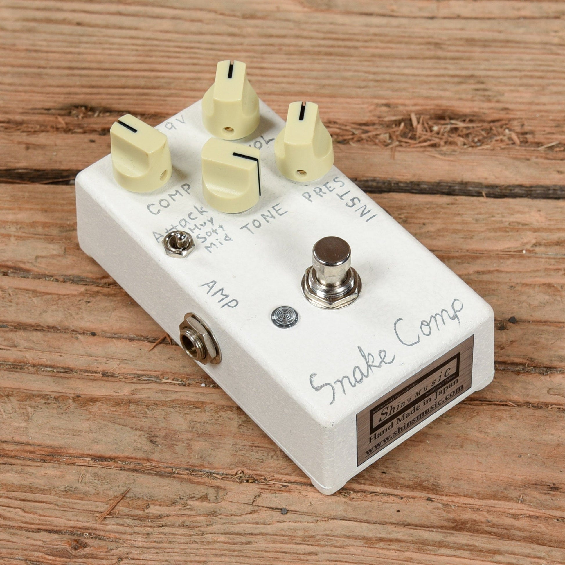 Shin's Music Snake Comp Effects and Pedals / Chorus and Vibrato