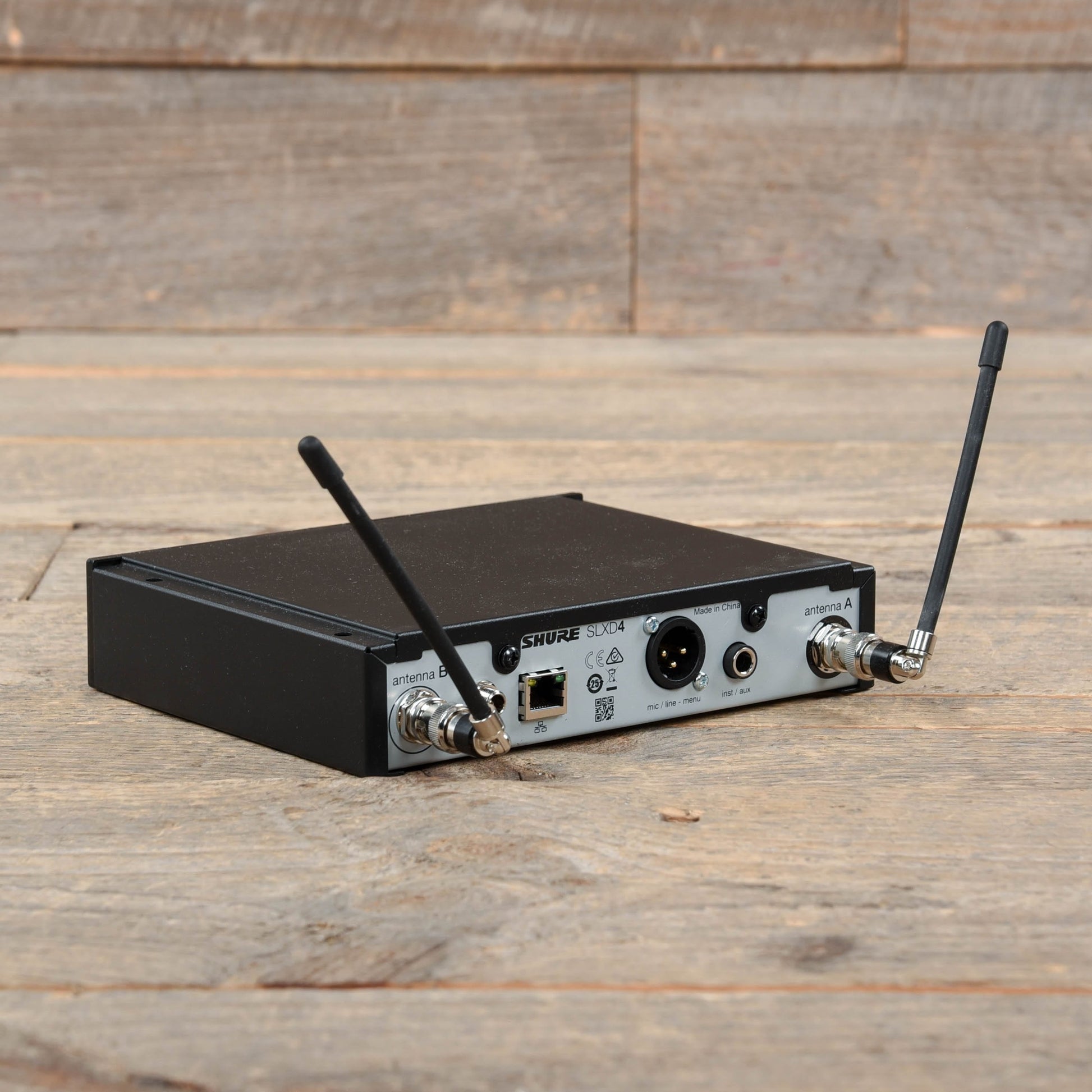 Shure SLXD24/B58-J52 Dual Wireless Handheld Microphone System w/Beta 58 Microphone Pro Audio / Accessories / Wireless Instrument Systems