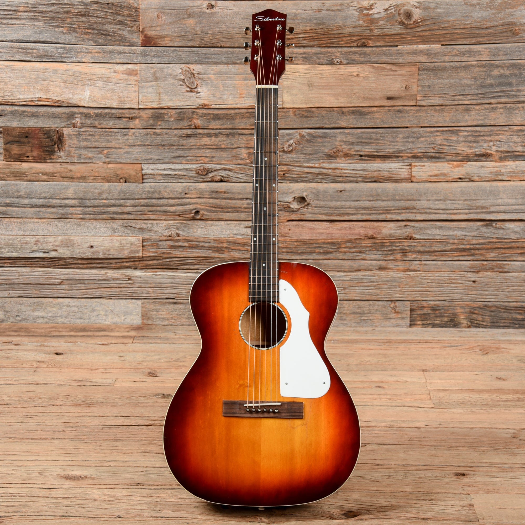 Silvertone H643 Sunburst 1960s Acoustic Guitars / OM and Auditorium