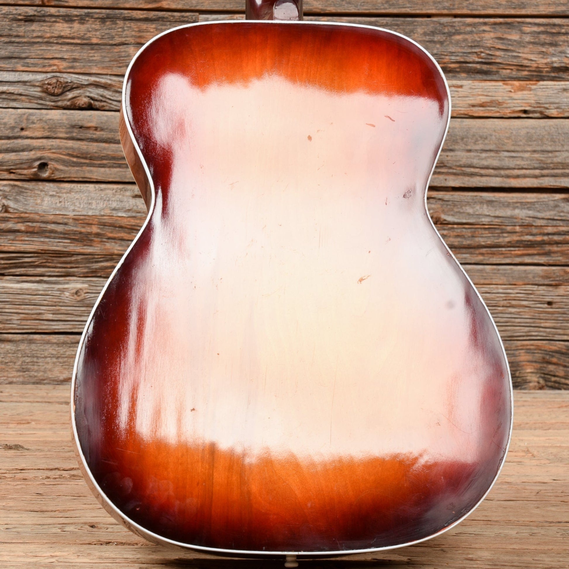 Silvertone H643 Sunburst 1960s Acoustic Guitars / OM and Auditorium