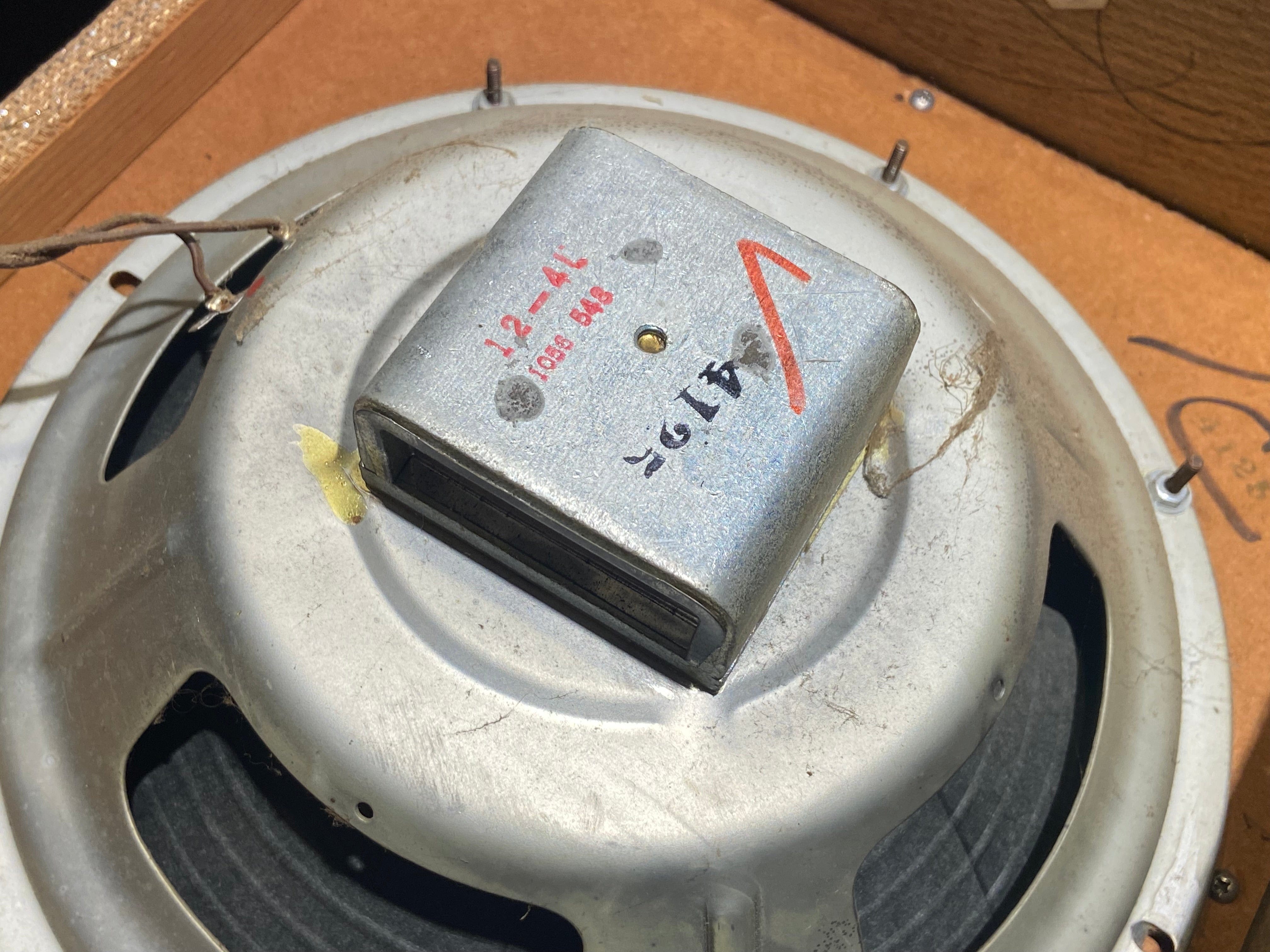 Silvertone Model 1482 5-Watt 1x12 Guitar Combo  1965 Amps / Guitar Combos