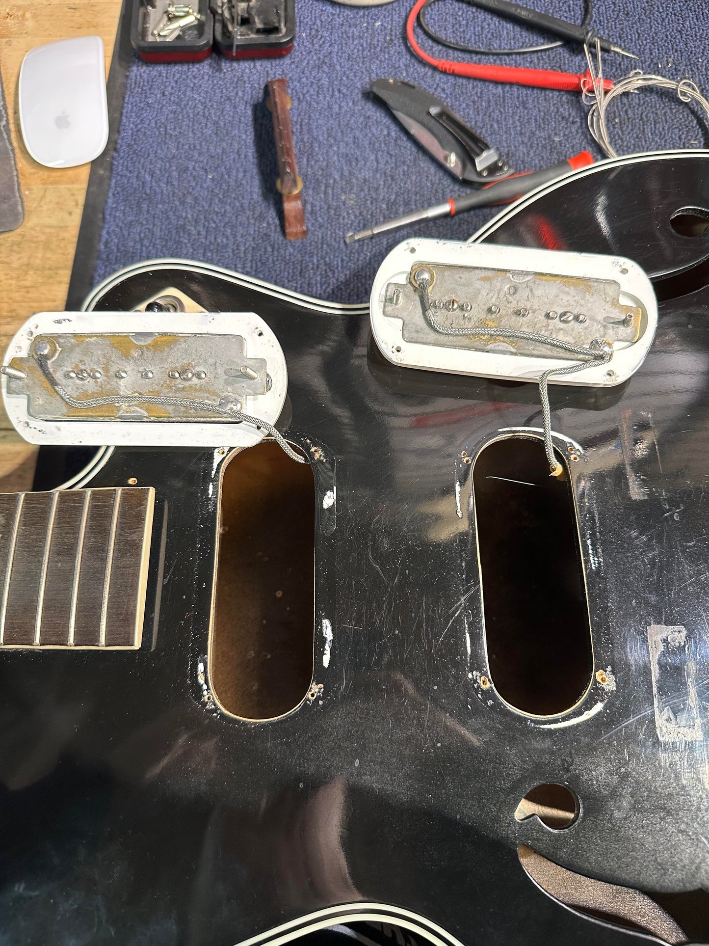 Silvertone Espanada Black 1960s Electric Guitars / Hollow Body