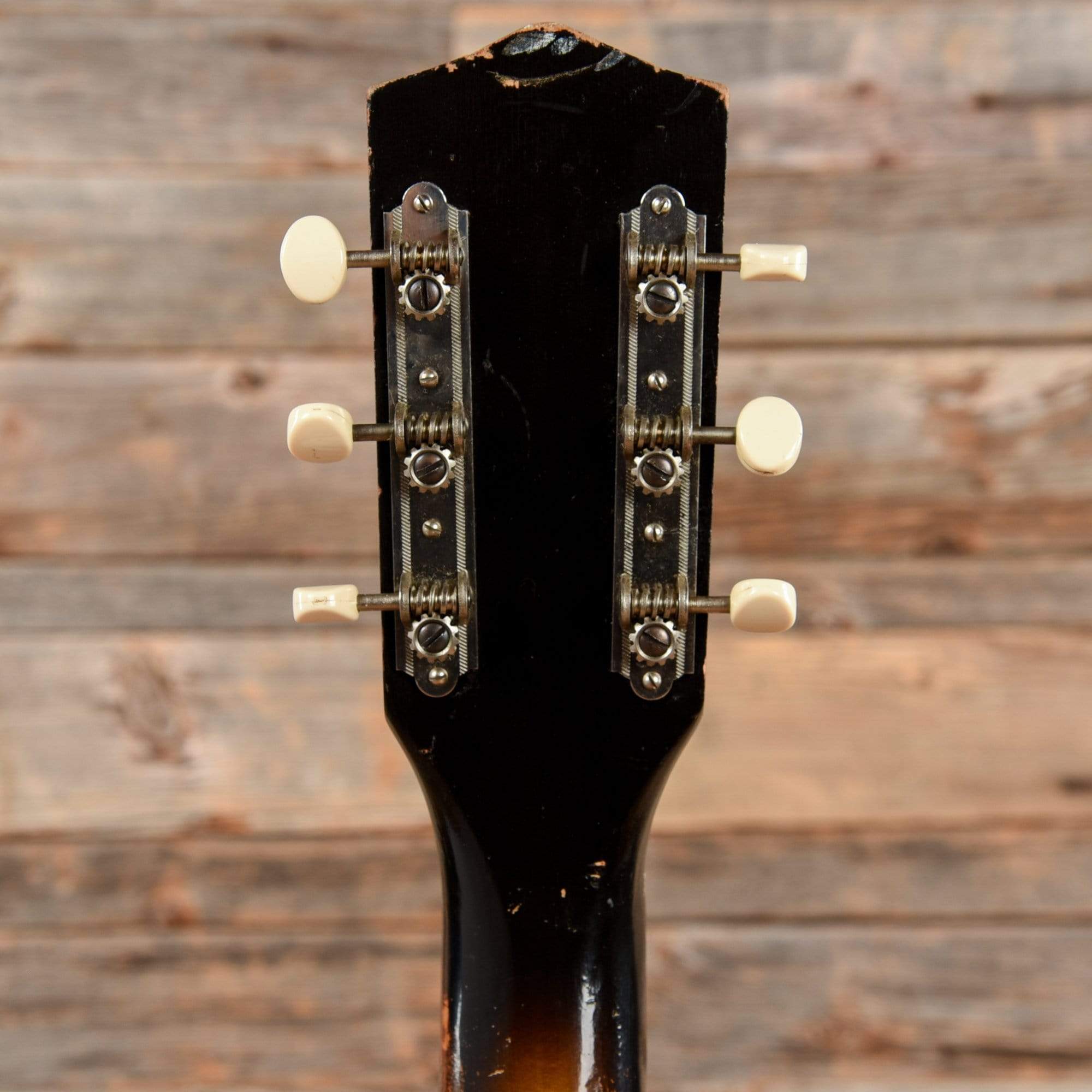 Silvertone H-46 Sunburst 1968 Electric Guitars / Hollow Body