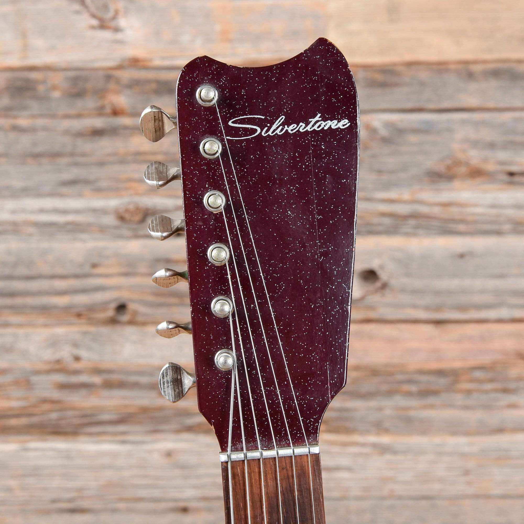 Silvertone 1457 2-Pickup w/Amp-in-Case Red Burst 1964 Electric Guitars / Lap Steel