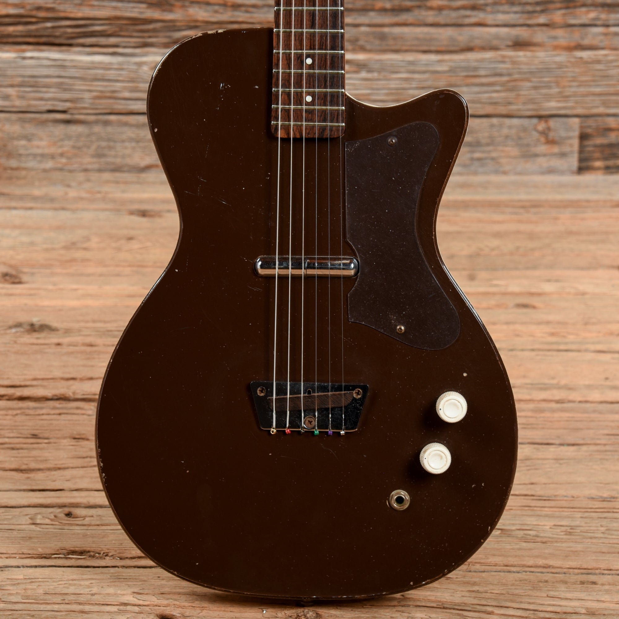 Silvertone Model 1304 Brown 1960s Electric Guitars / Semi-Hollow