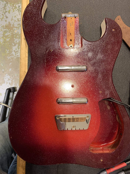 Silvertone Model 1449 Amp-In-Case  1960s Electric Guitars / Semi-Hollow