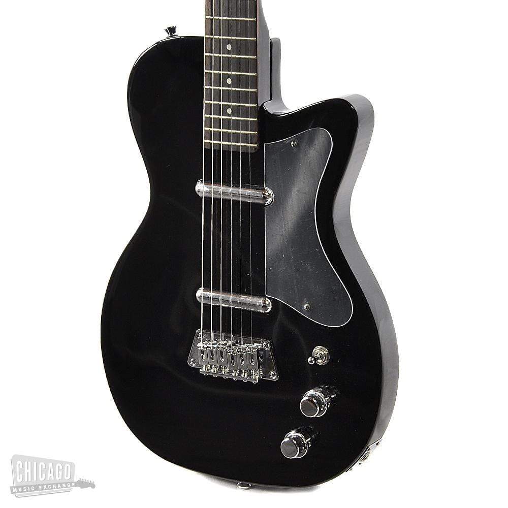 Silvertone 1303/U2 Black Electric Guitars / Solid Body