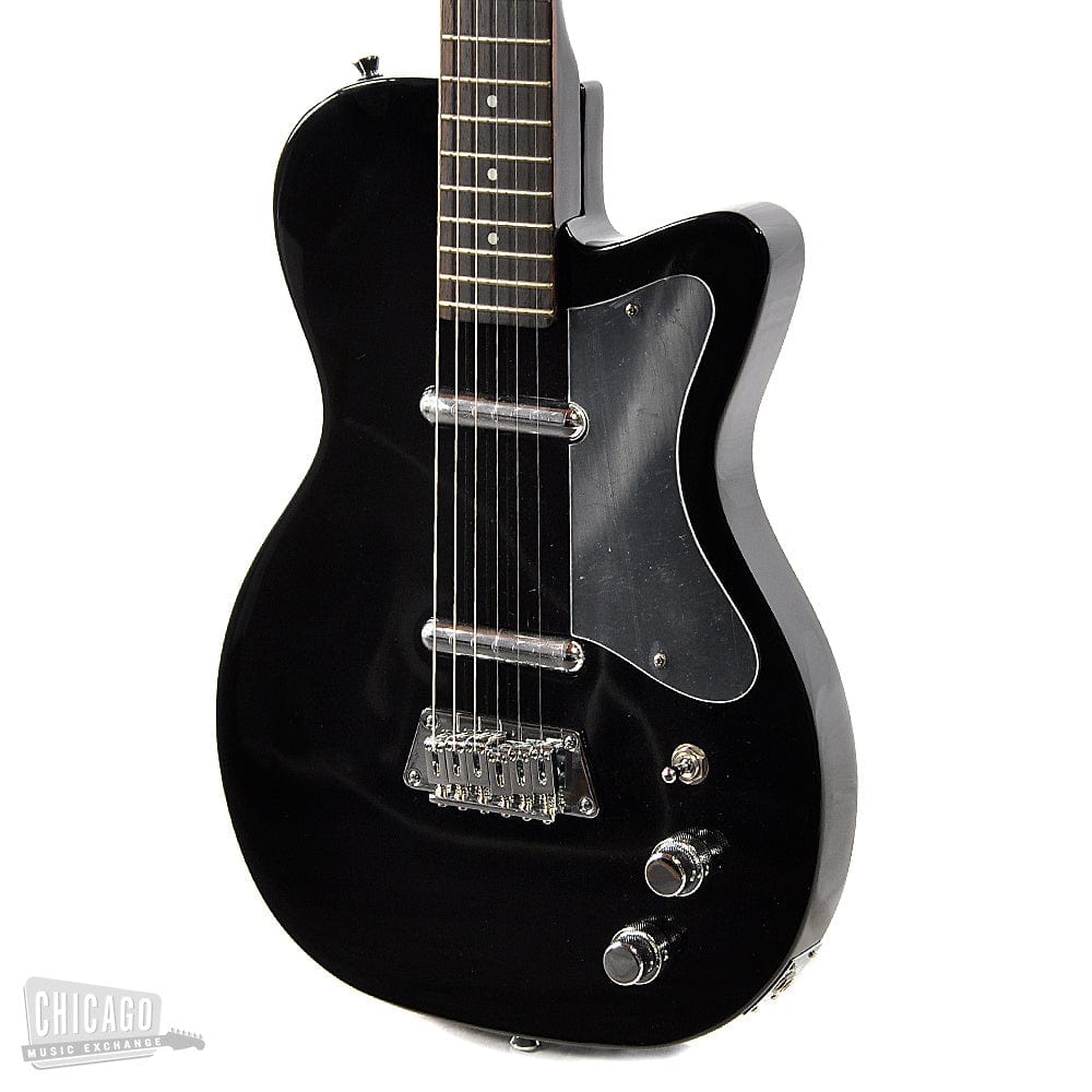 Silvertone 1303/U2 Black Electric Guitars / Solid Body